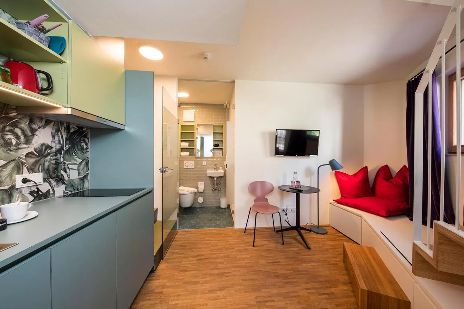 Photo of the whole room in pradl elf my- apartment