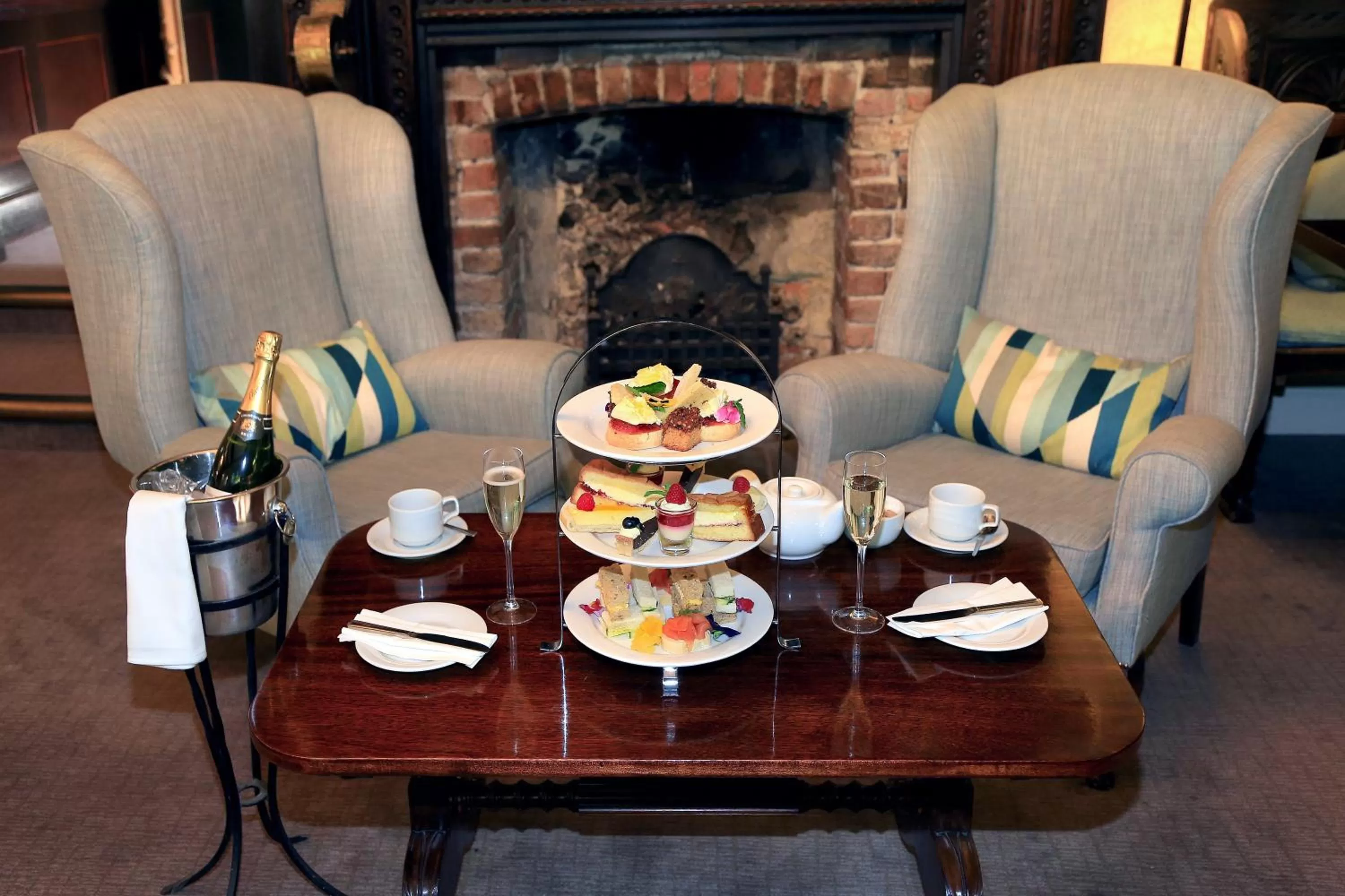 Food in Best Western Red Lion Hotel