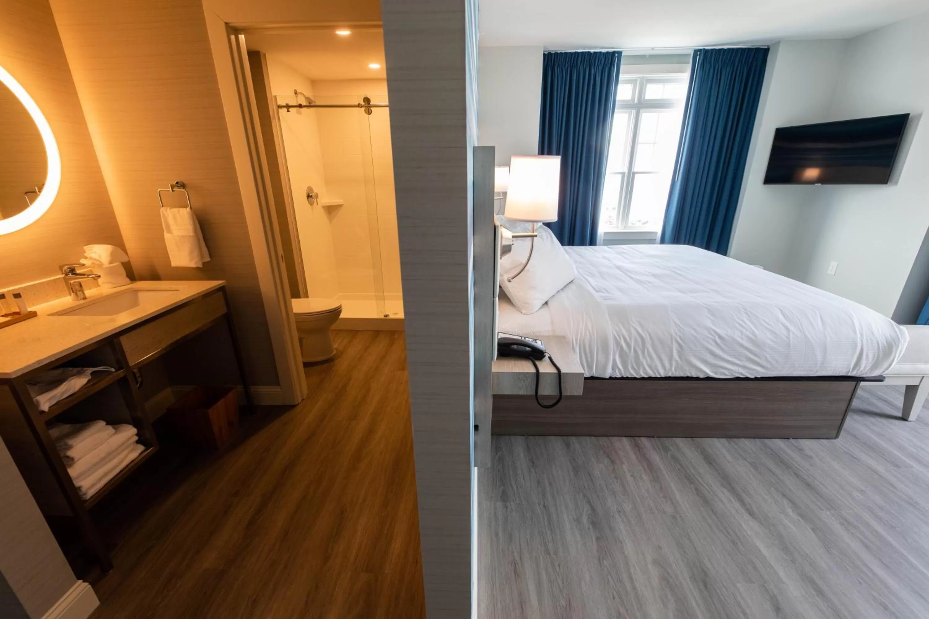 Photo of the whole room, Bed in Hotel LBI