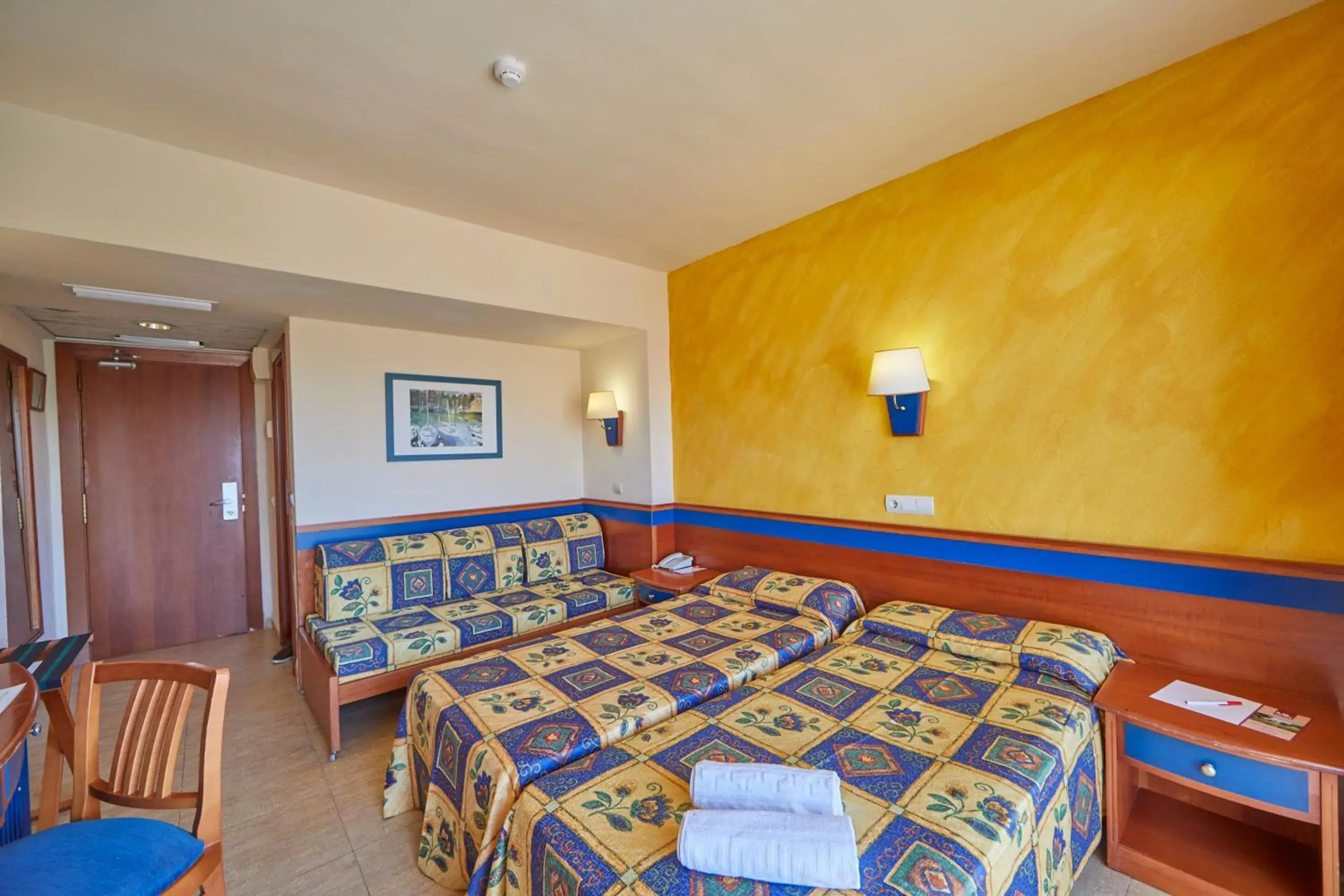 Double Room (2 Adults + 1 Child) in MLL Palma Bay Club Resort Double Room (2 Adults + 1 Child) in MLL Palma Bay Club Resort