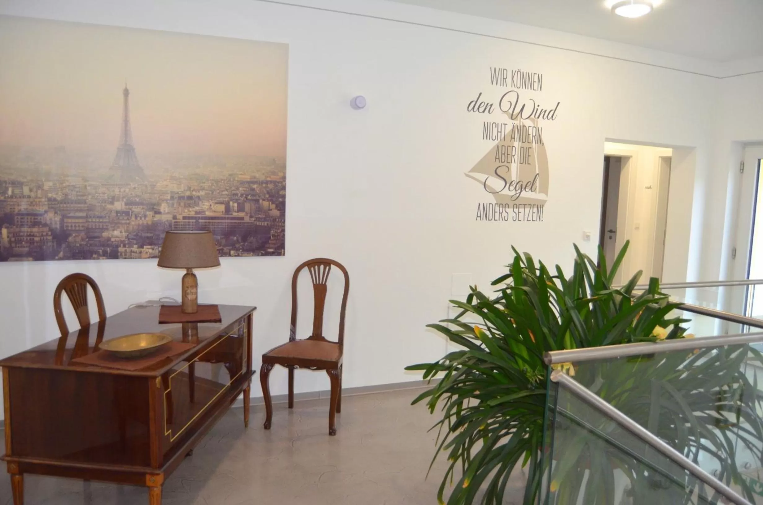 Decorative detail in Pension zum Strell