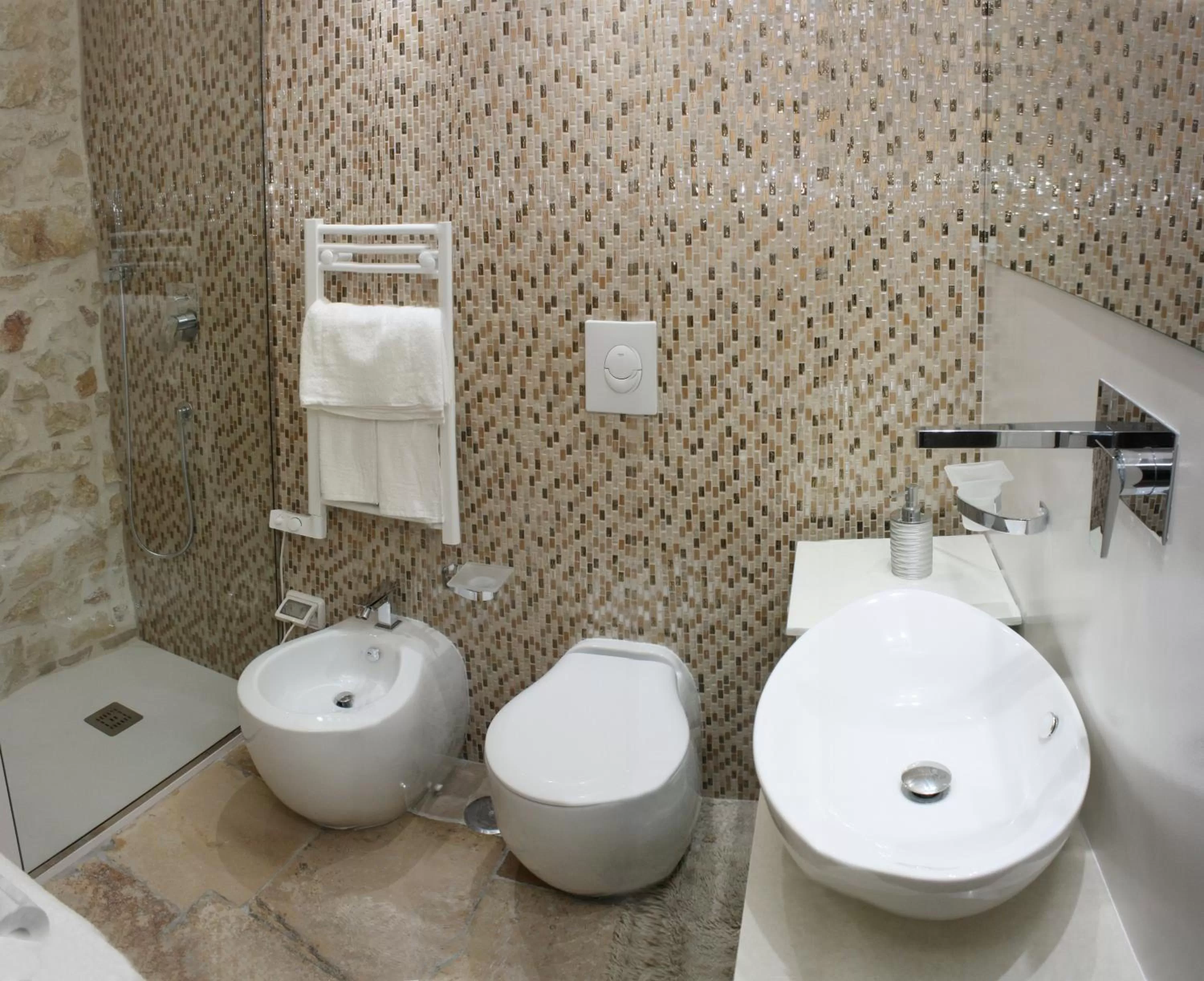 Shower, Bathroom in Lilla B&B