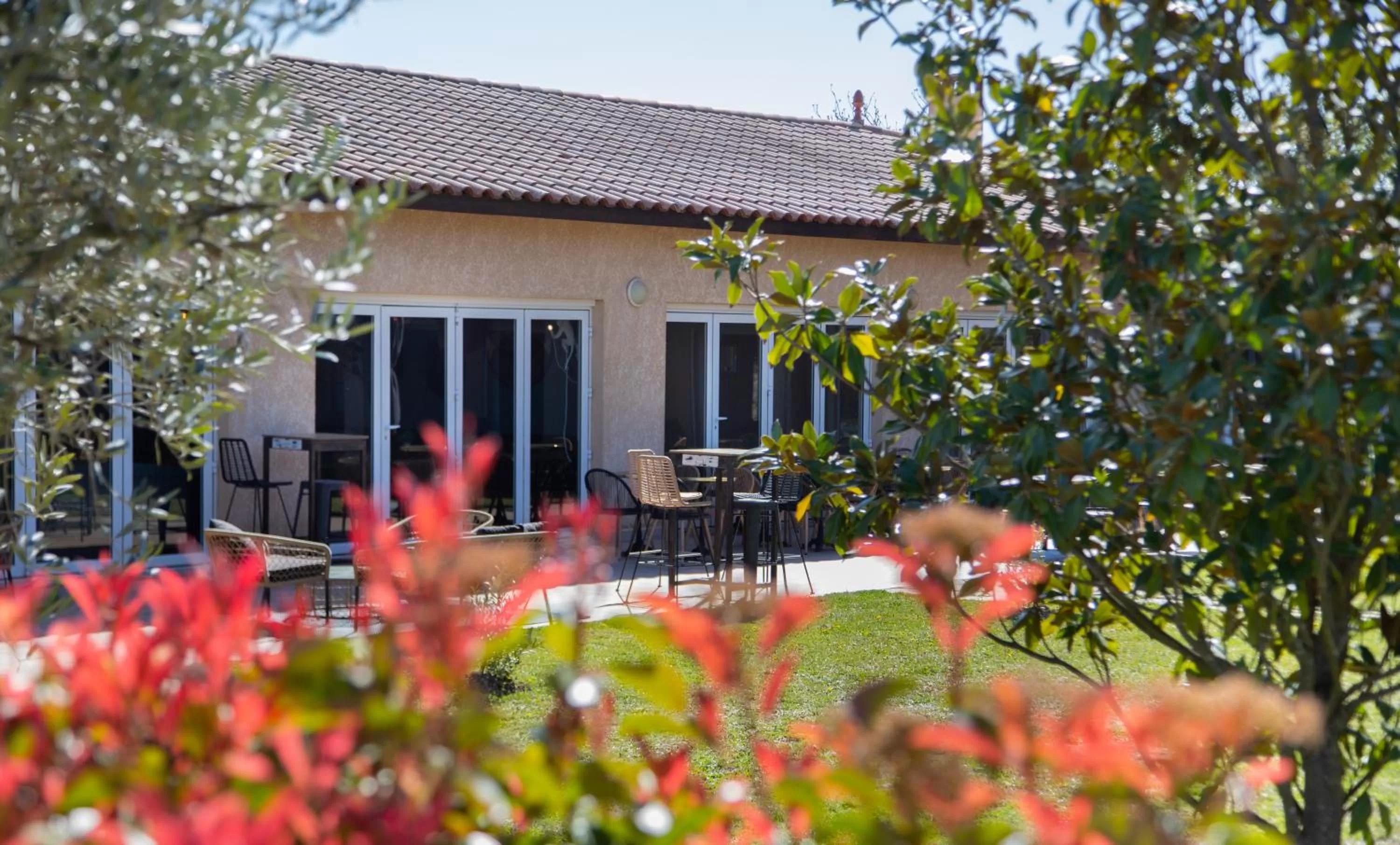 Property building in Hôtel La Perna