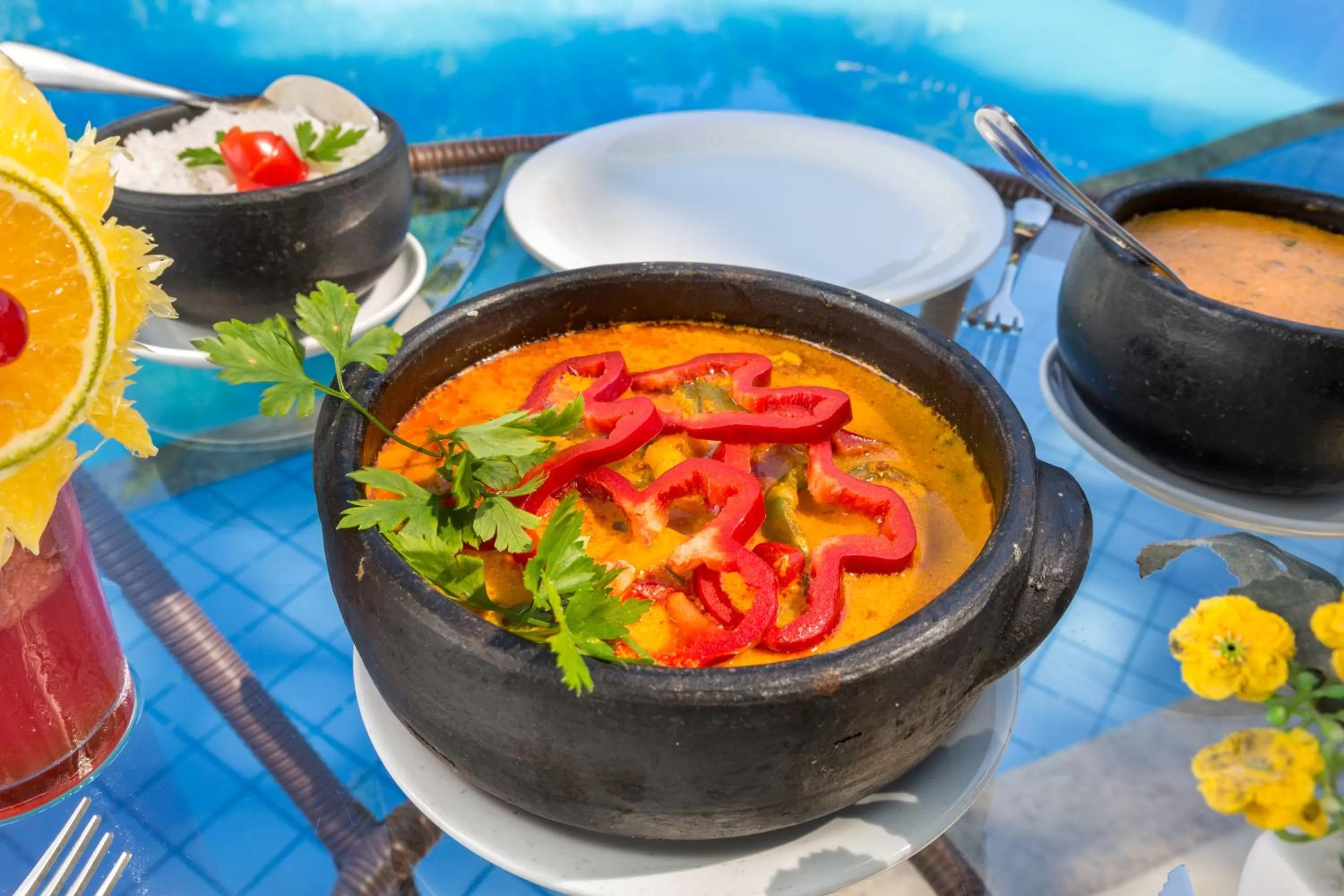 Food and drinks in Floral Inn Family