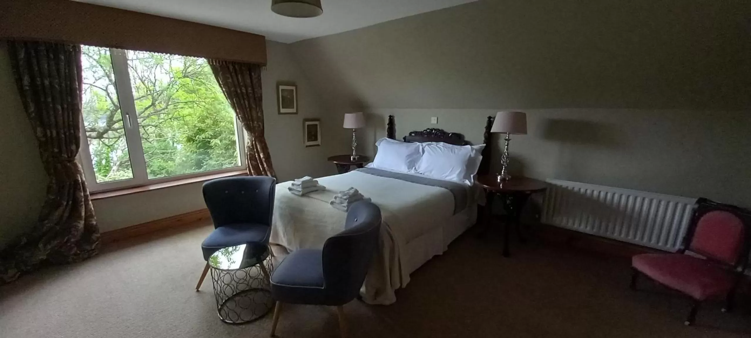 Bed in Ardsallagh Lodge