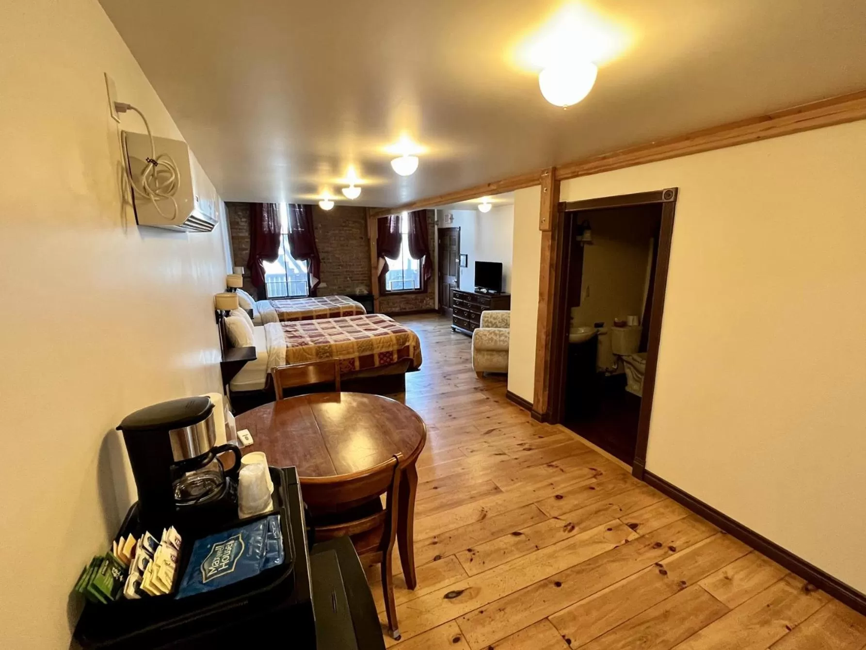 Bed in The Monarch Hotel