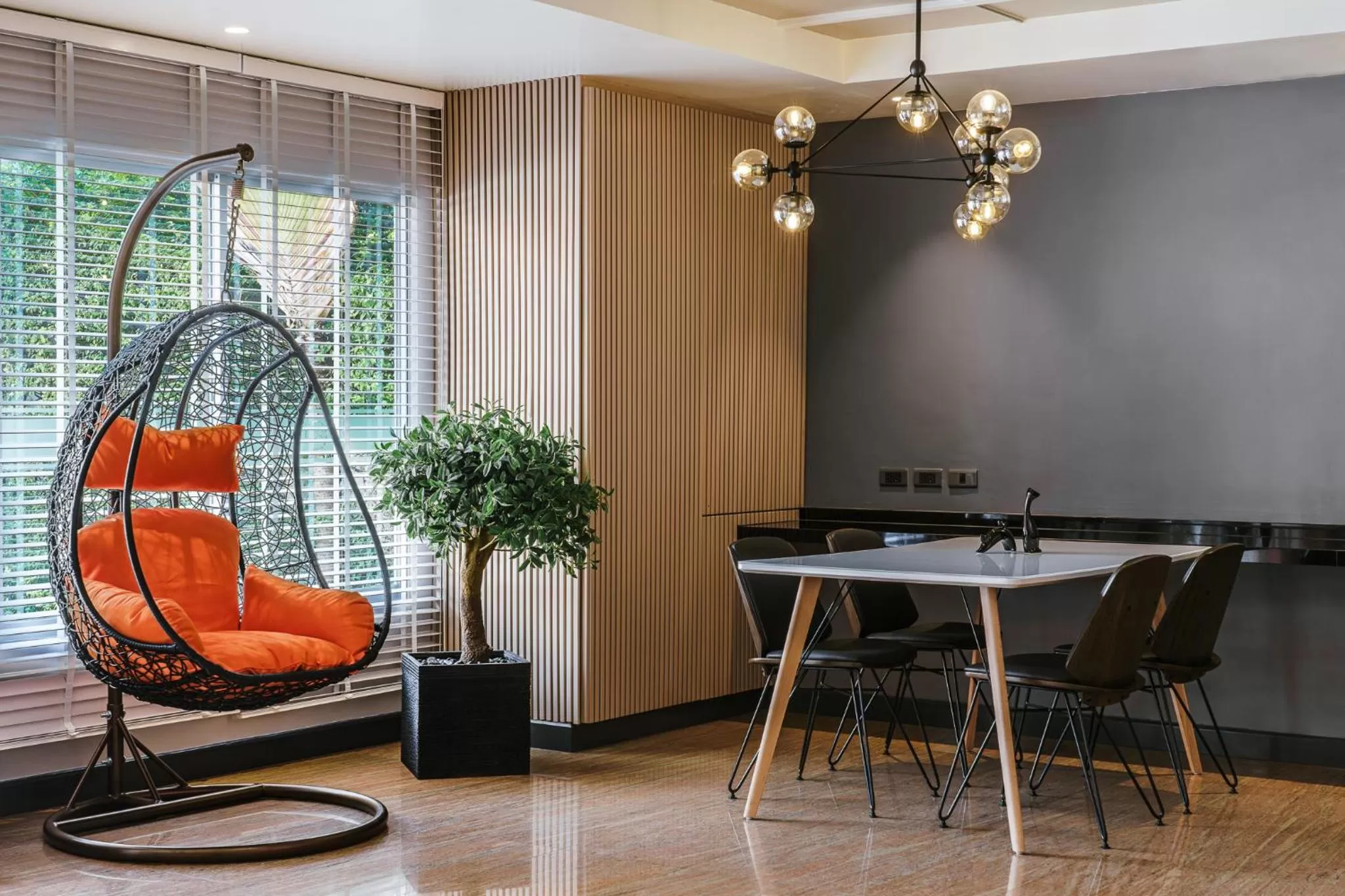 Communal lounge/ TV room in Season Place