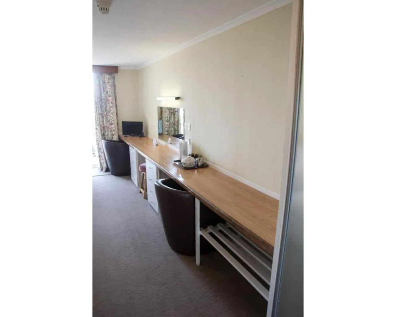 Bedroom in Diamond Hotel