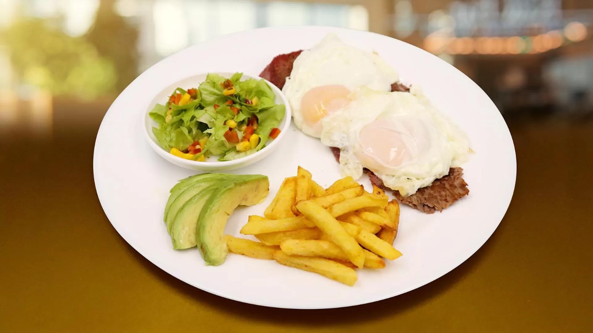 Restaurant/places to eat, Food in Hotel Florida