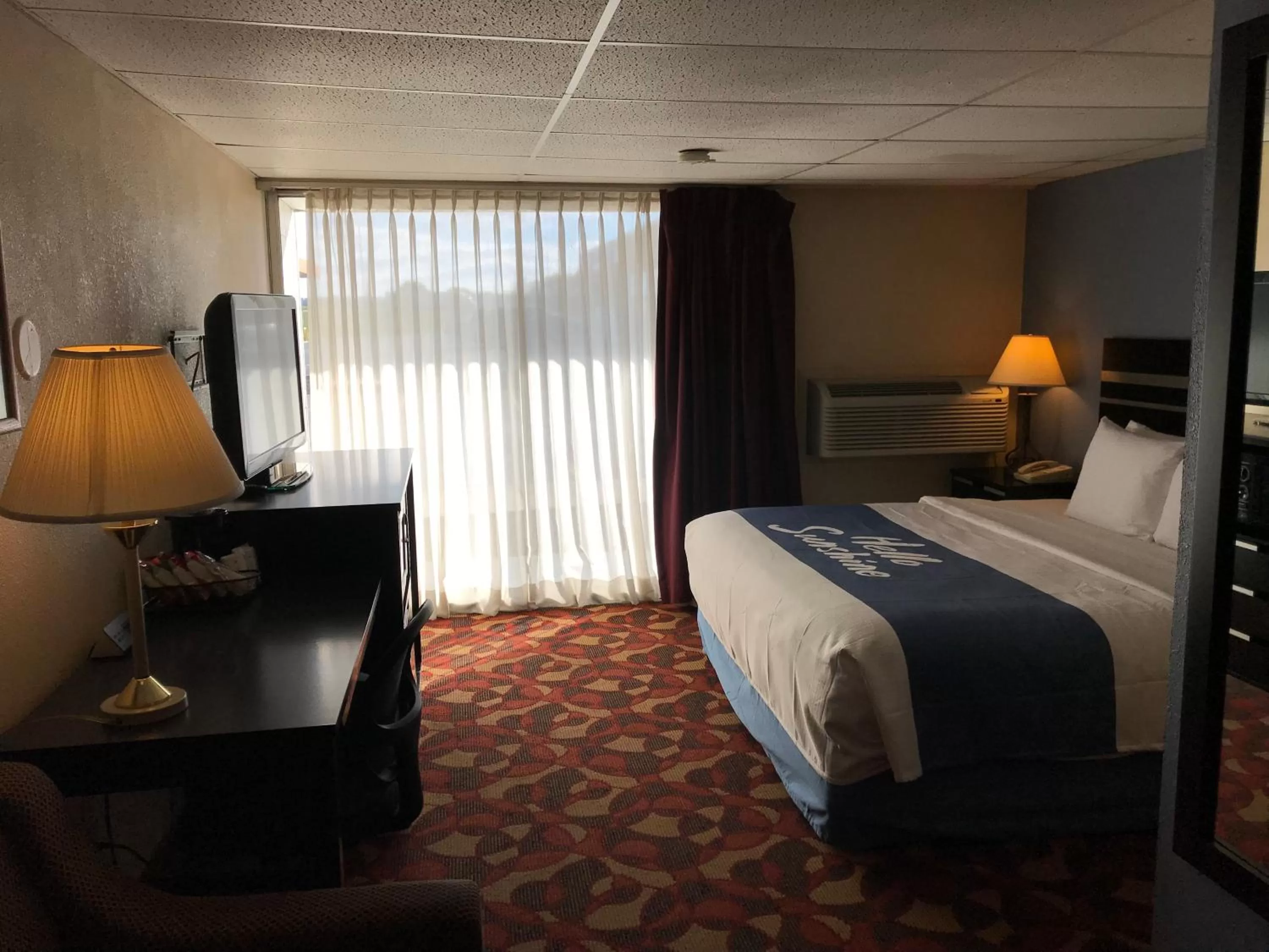 Bedroom, Bed in Days Inn By Wyndham Carlisle North