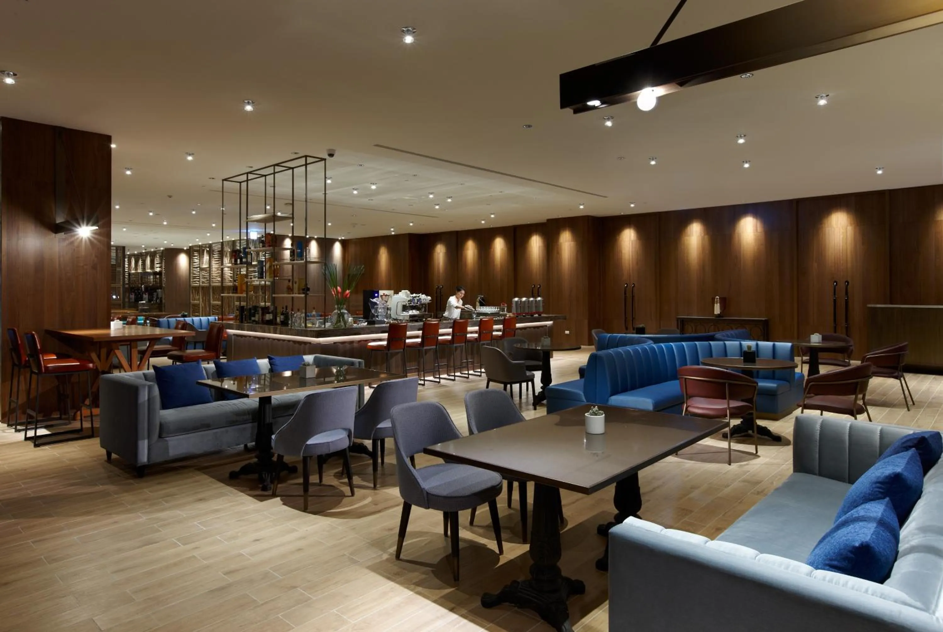 Lounge or bar in Discovery Hotel