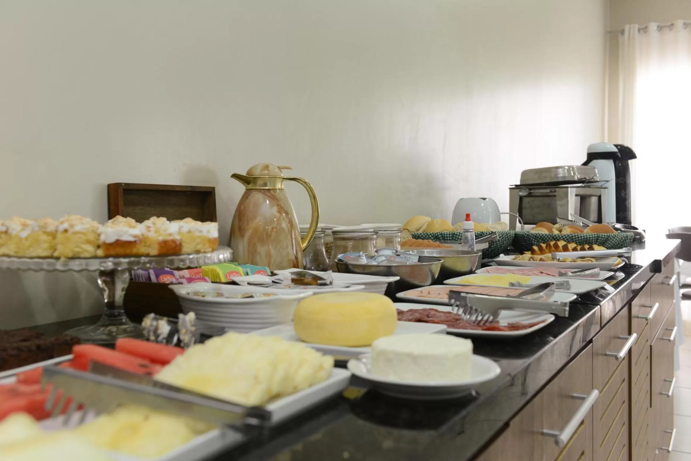 Food in Alano Executivo Hotel