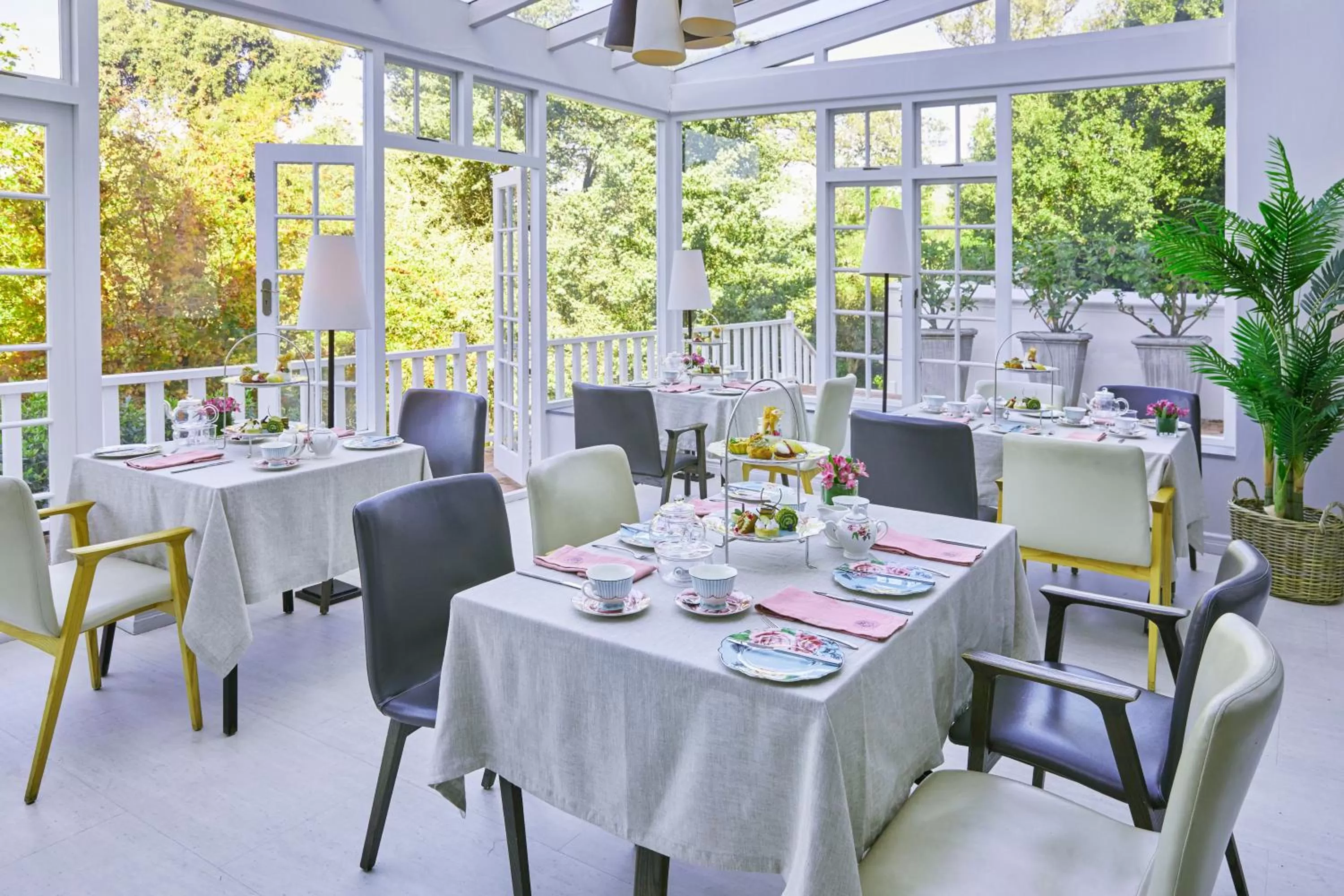 Restaurant/places to eat in The Cellars-Hohenort