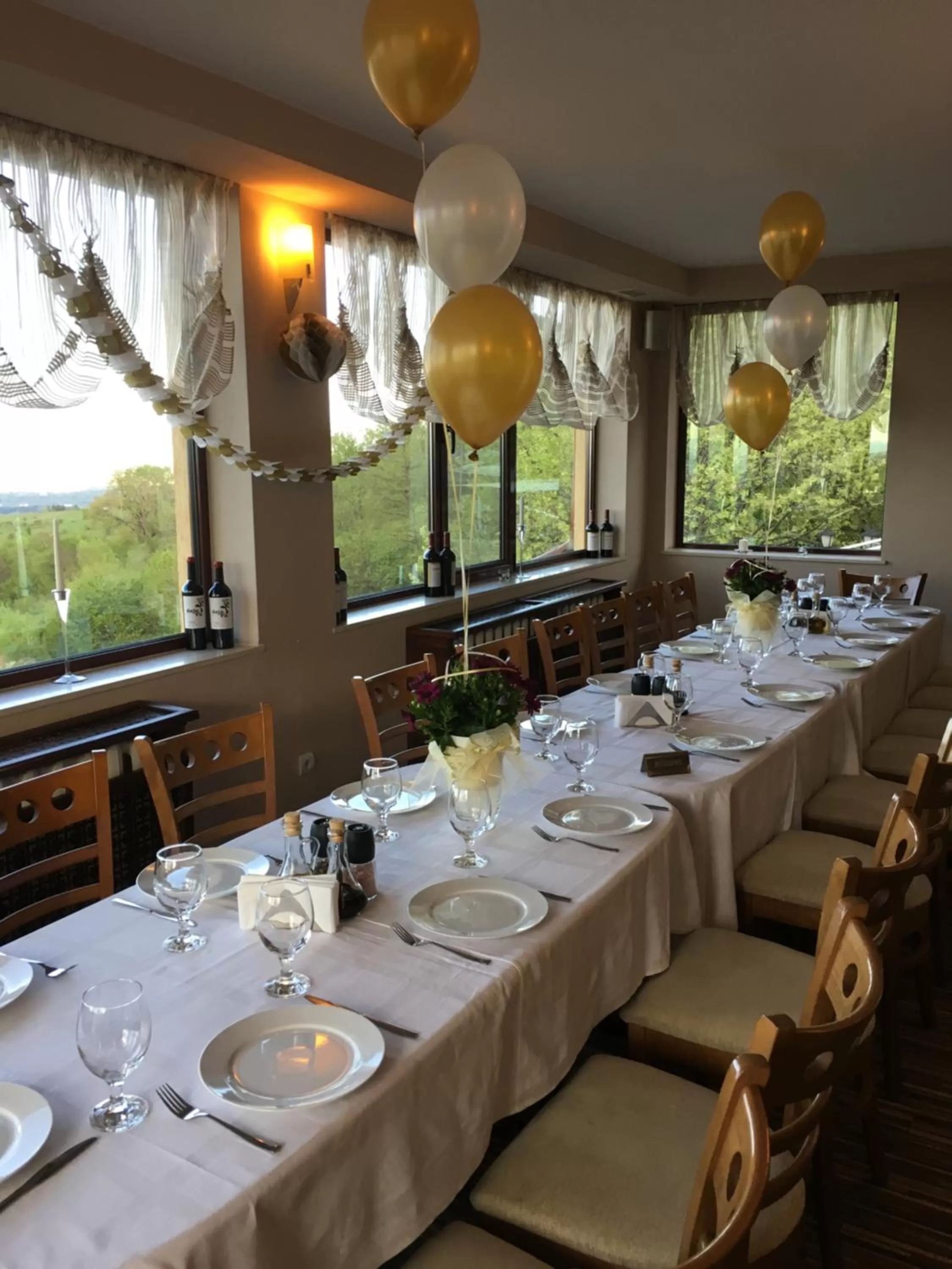 Restaurant/places to eat in Hotel - Restaurant Chairite