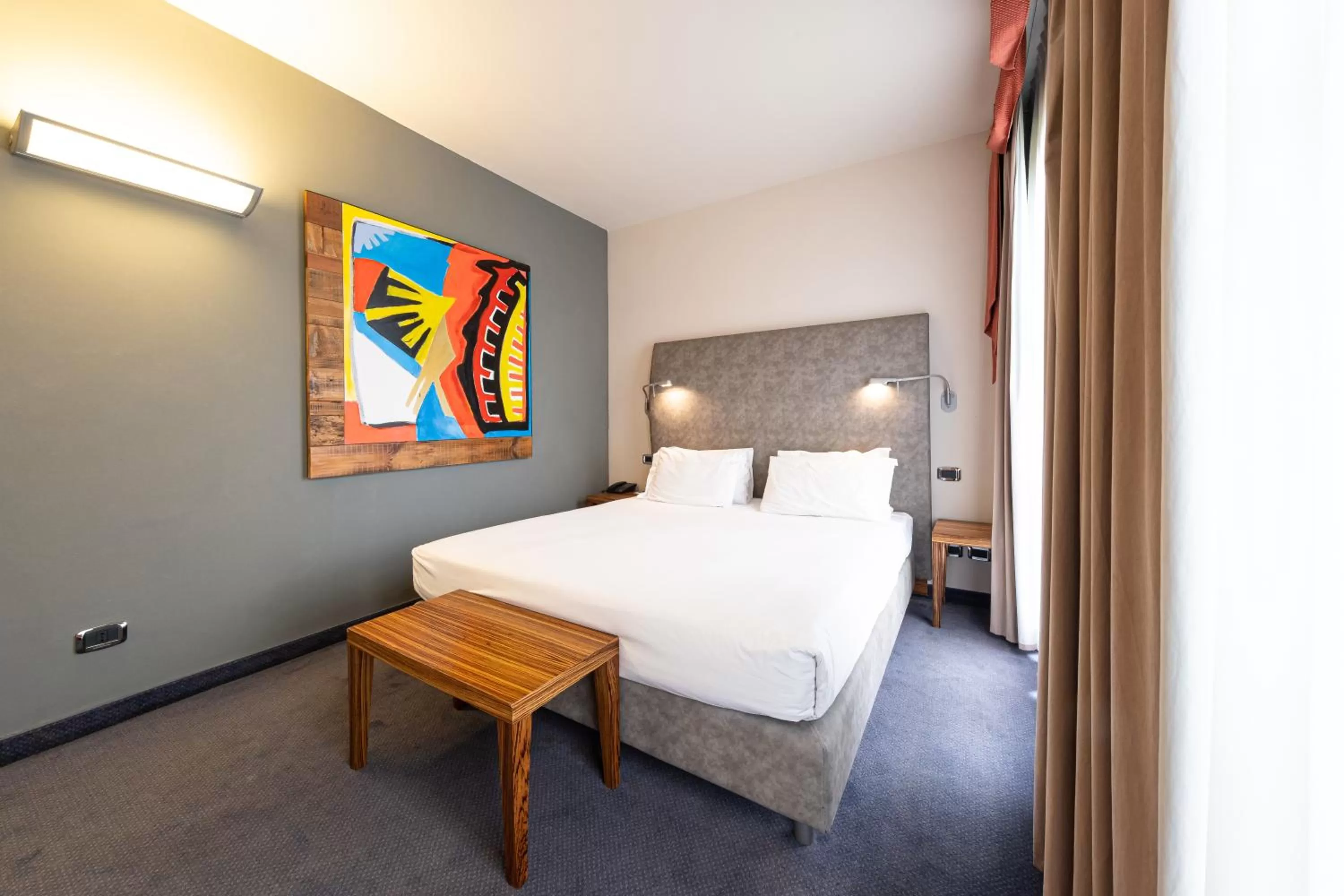 Restaurant/places to eat in Settecento Hotel