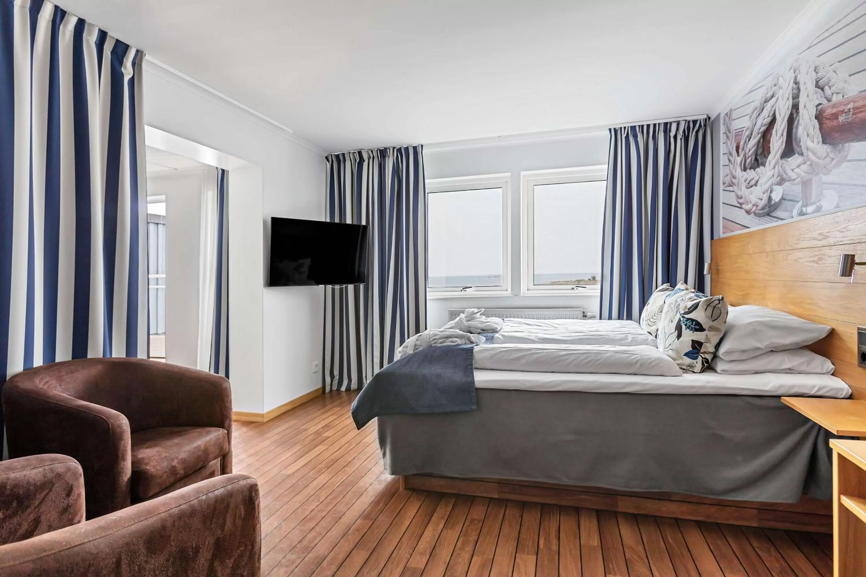 Photo of the whole room, Bed in Best Western Hotel Corallen