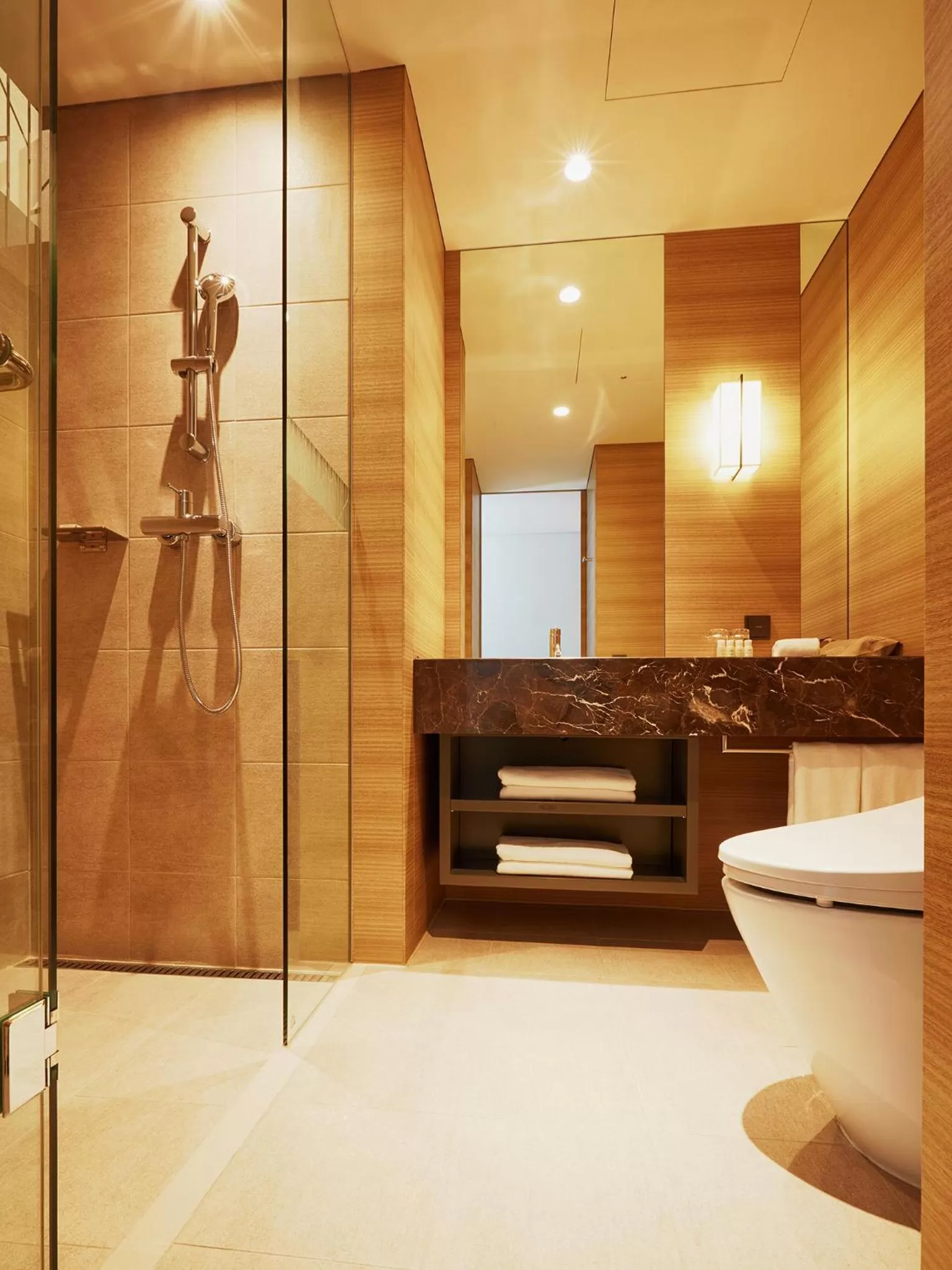 Bathroom in Crown Park Hotel Seoul