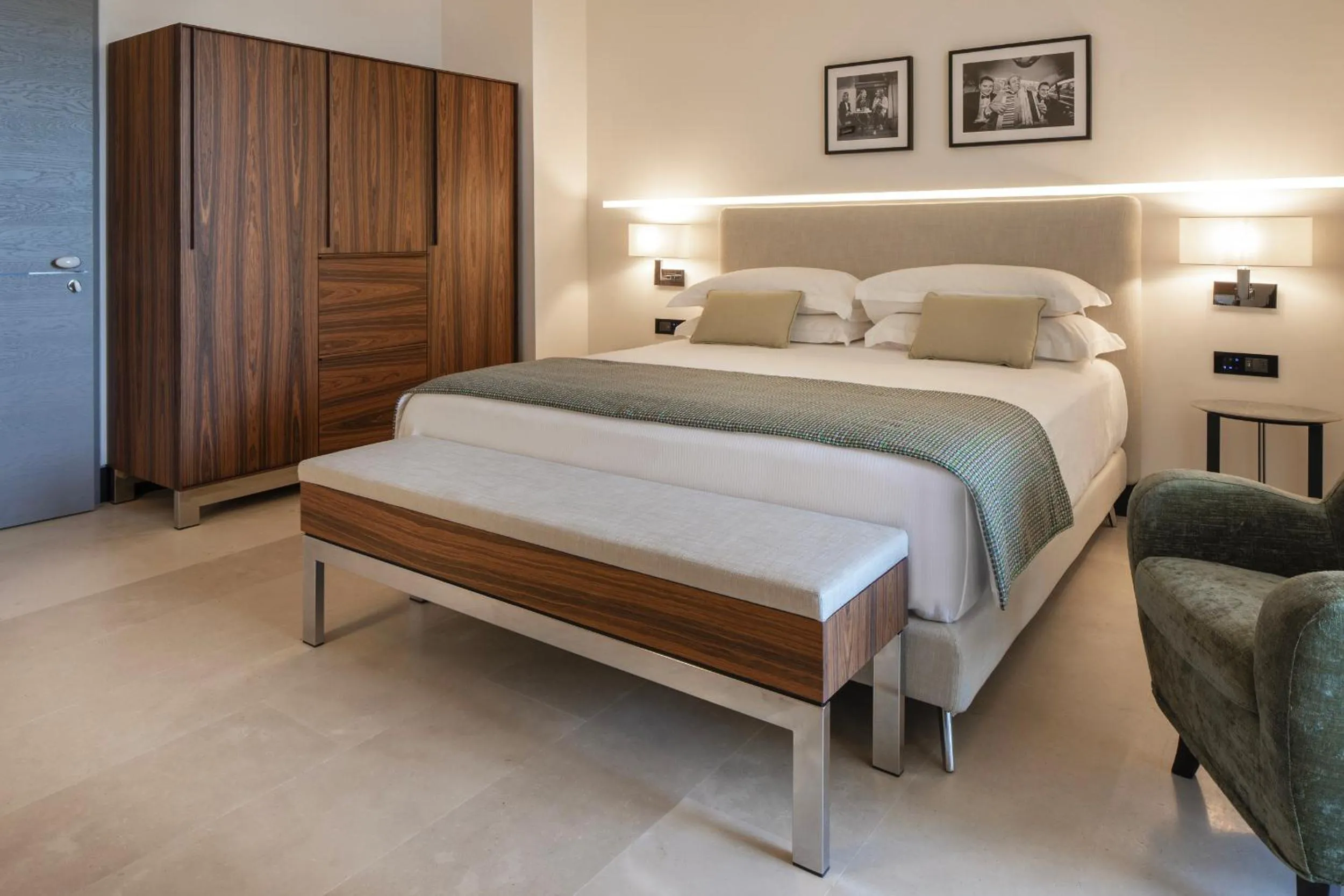 Bed in Grand Hotel Angiolieri