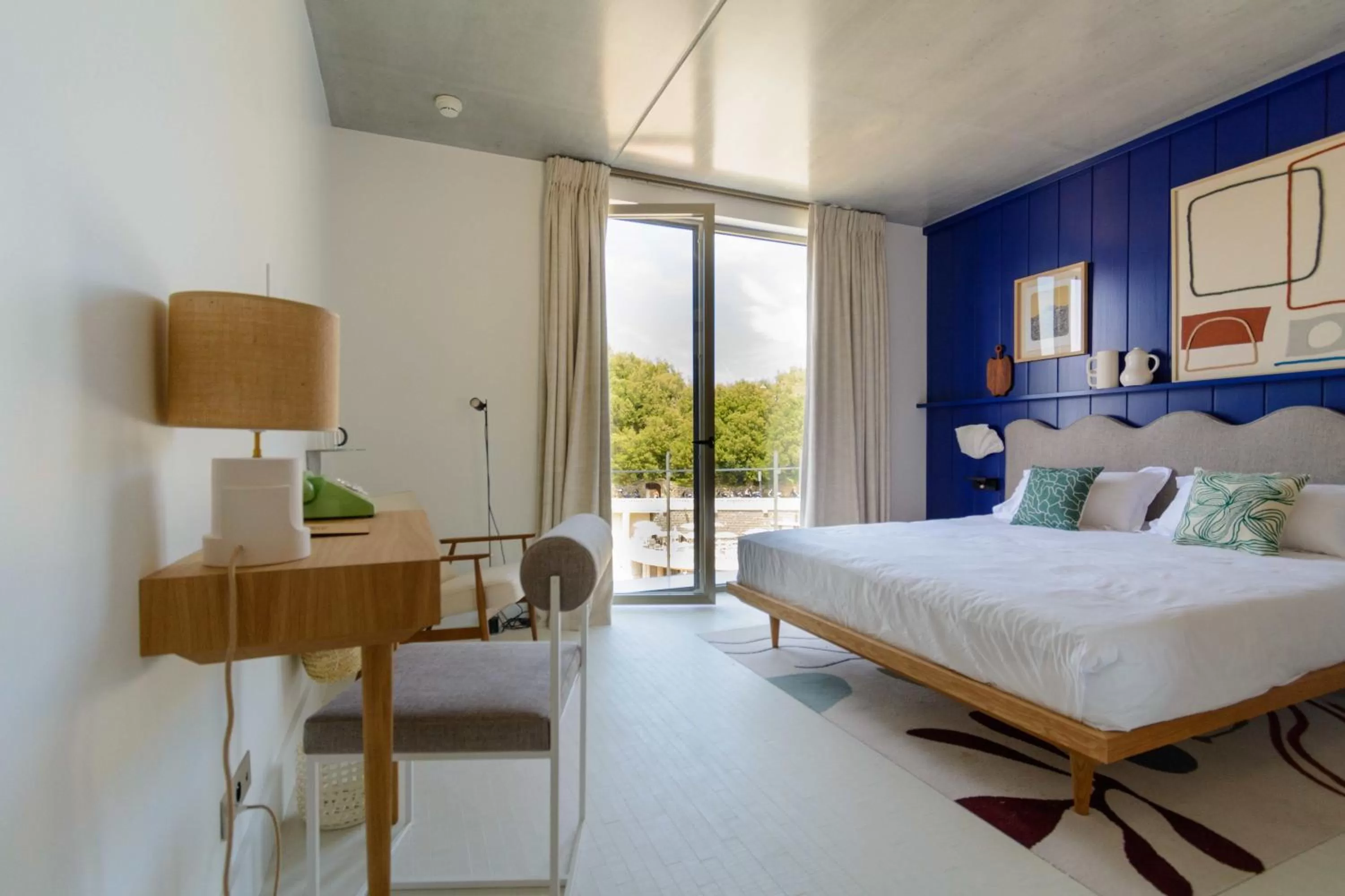 Bedroom, Bed in Hôtel de La Plage