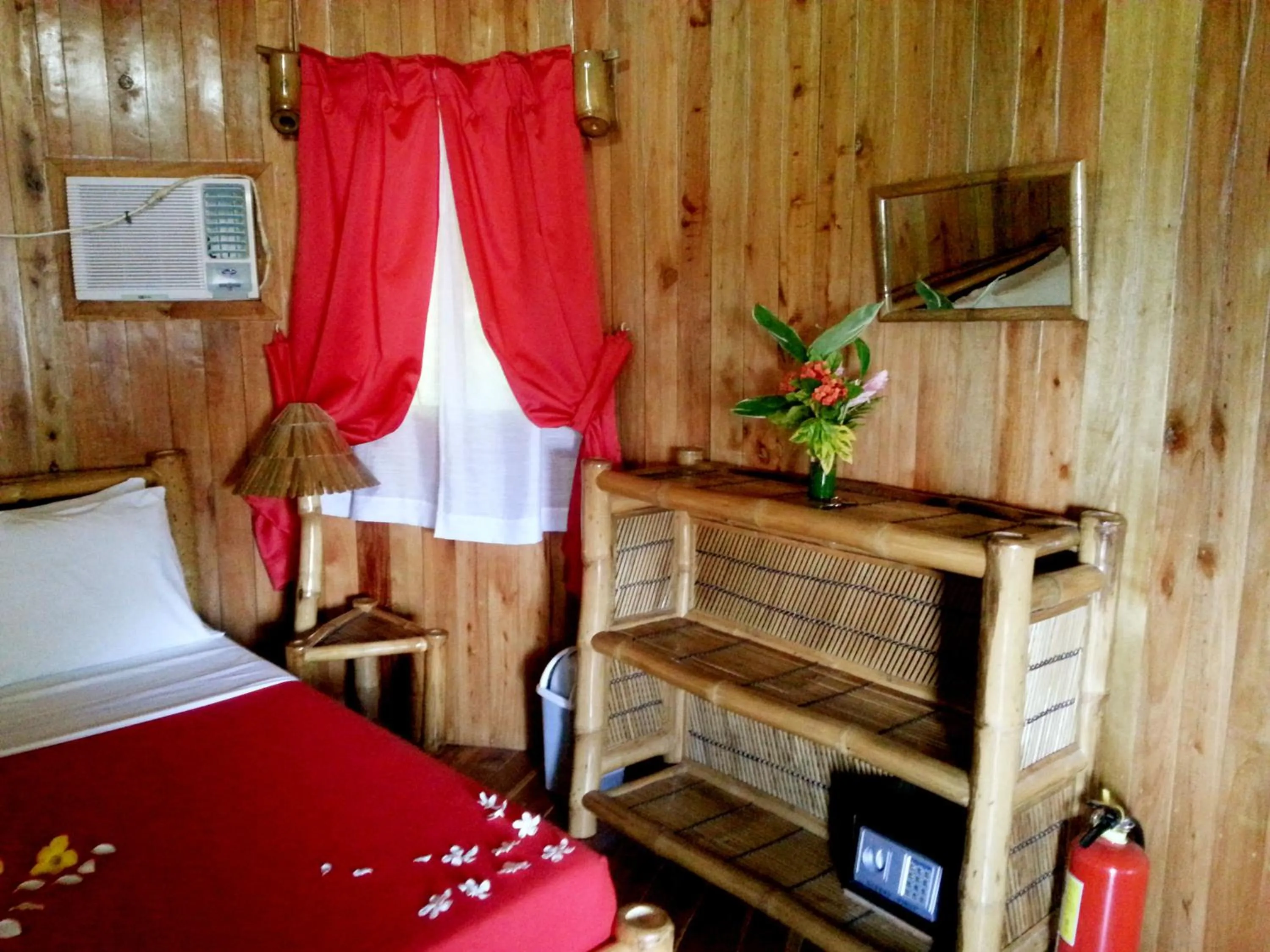 Decorative detail, Bed in Hof Gorei Beach Resort Davao