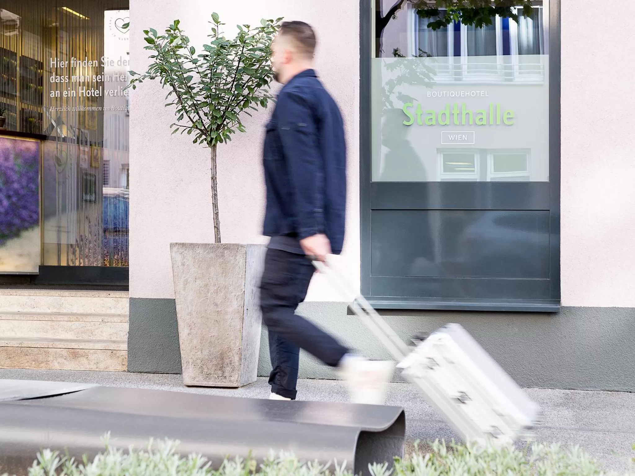 Facade/entrance in Boutiquehotel Stadthalle