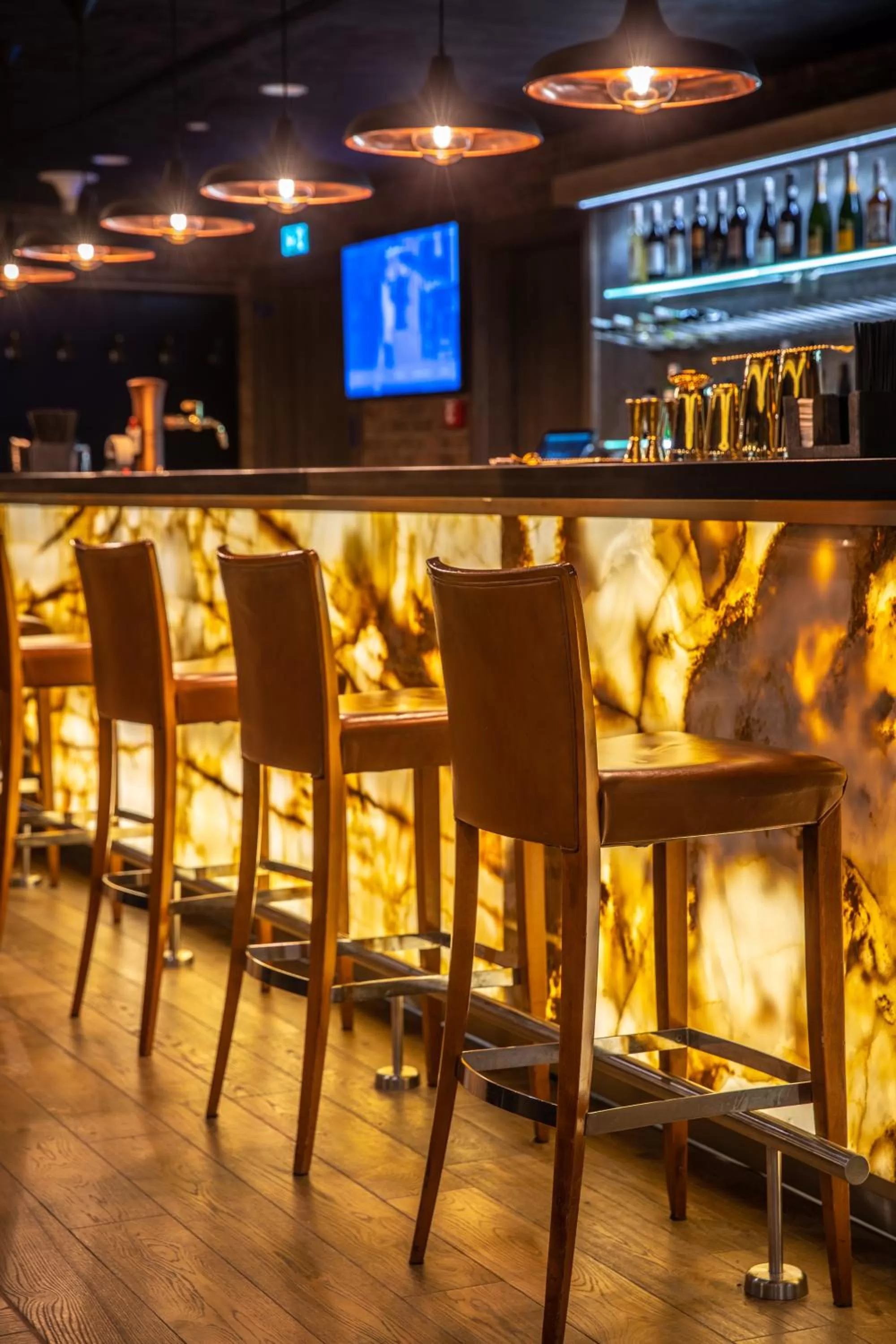 Nightclub / DJ in Radisson Blu Hotel & Residences