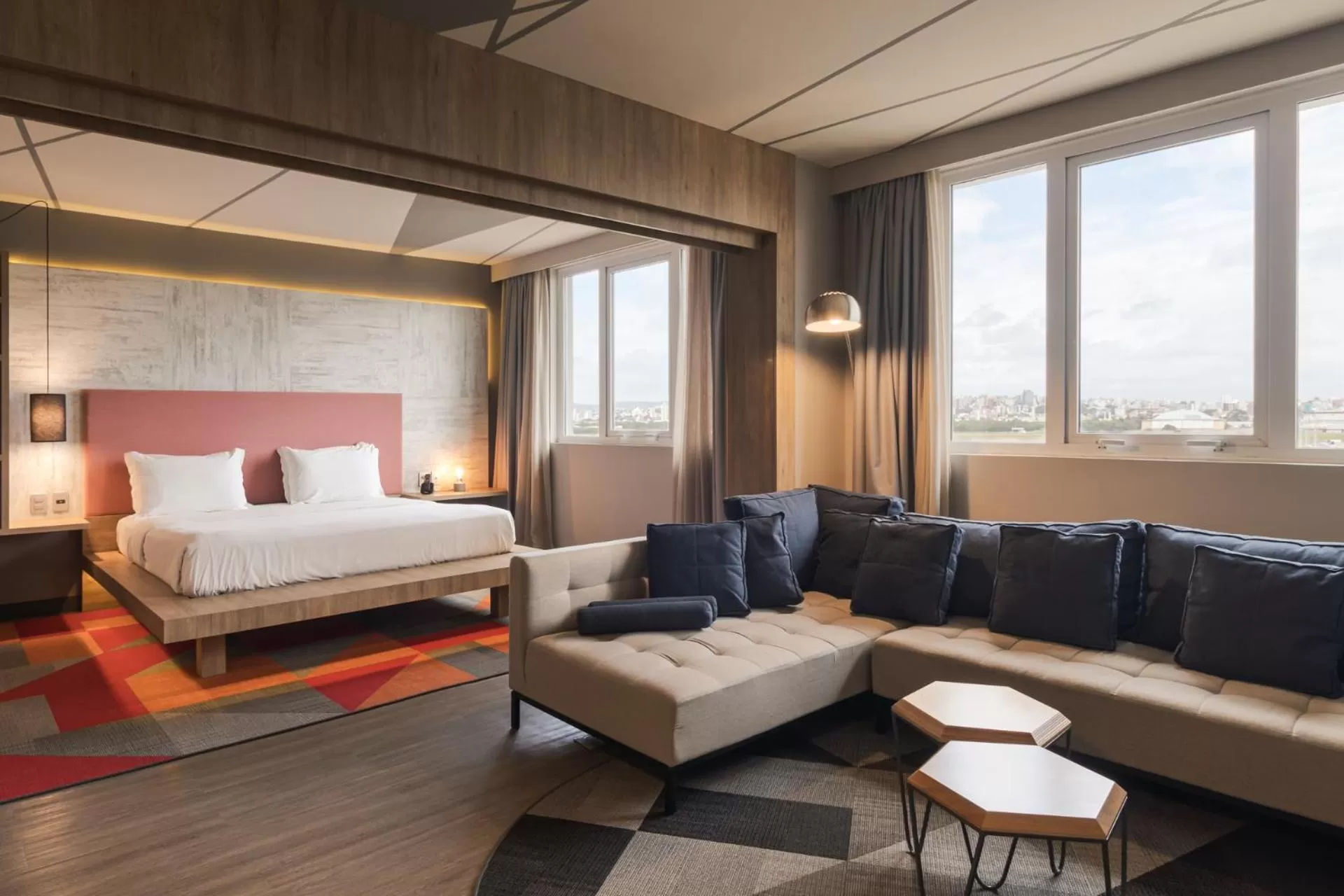 Bedroom, Bed in Novotel Porto Alegre Airport