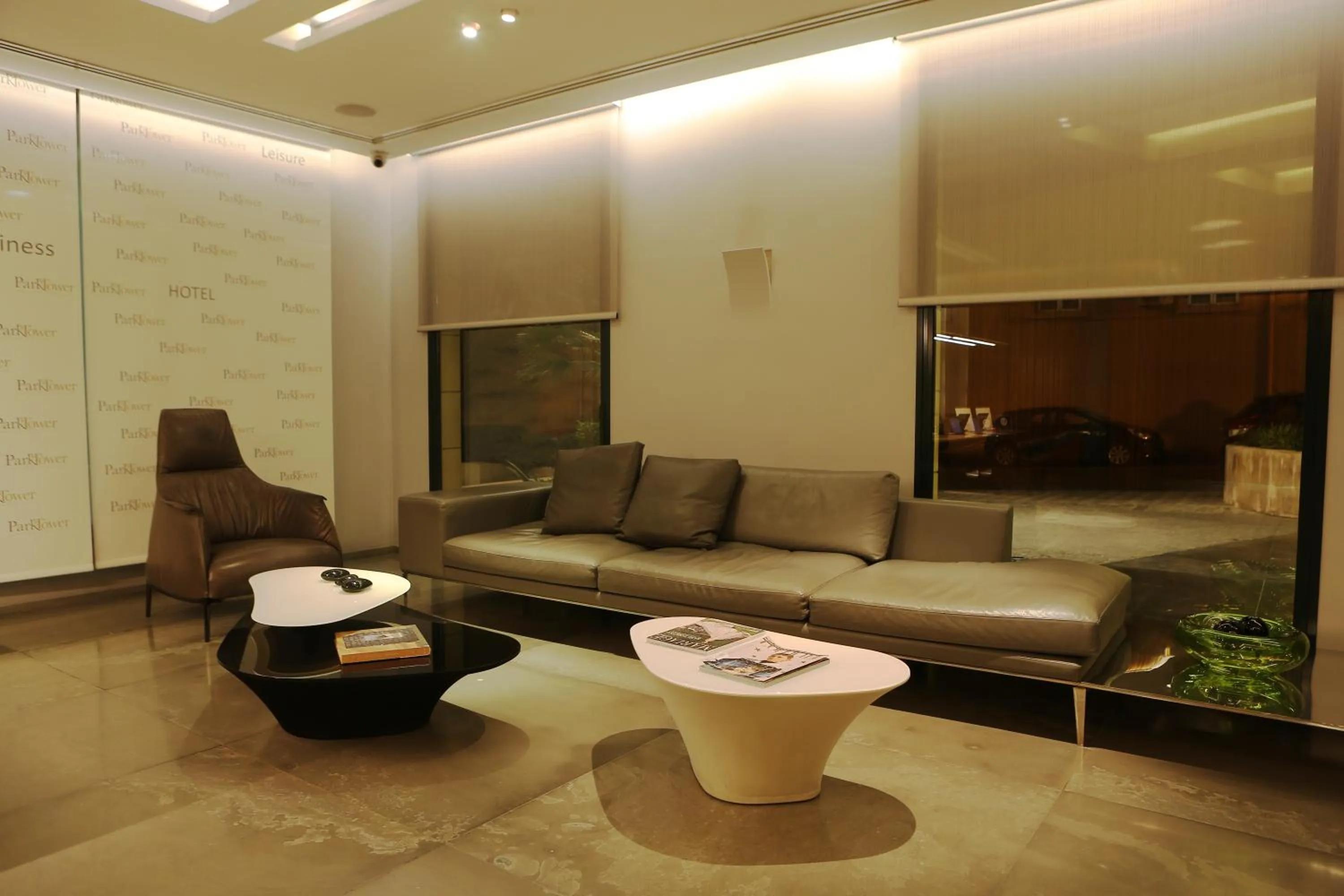 Lobby or reception in ParkTower Suites
