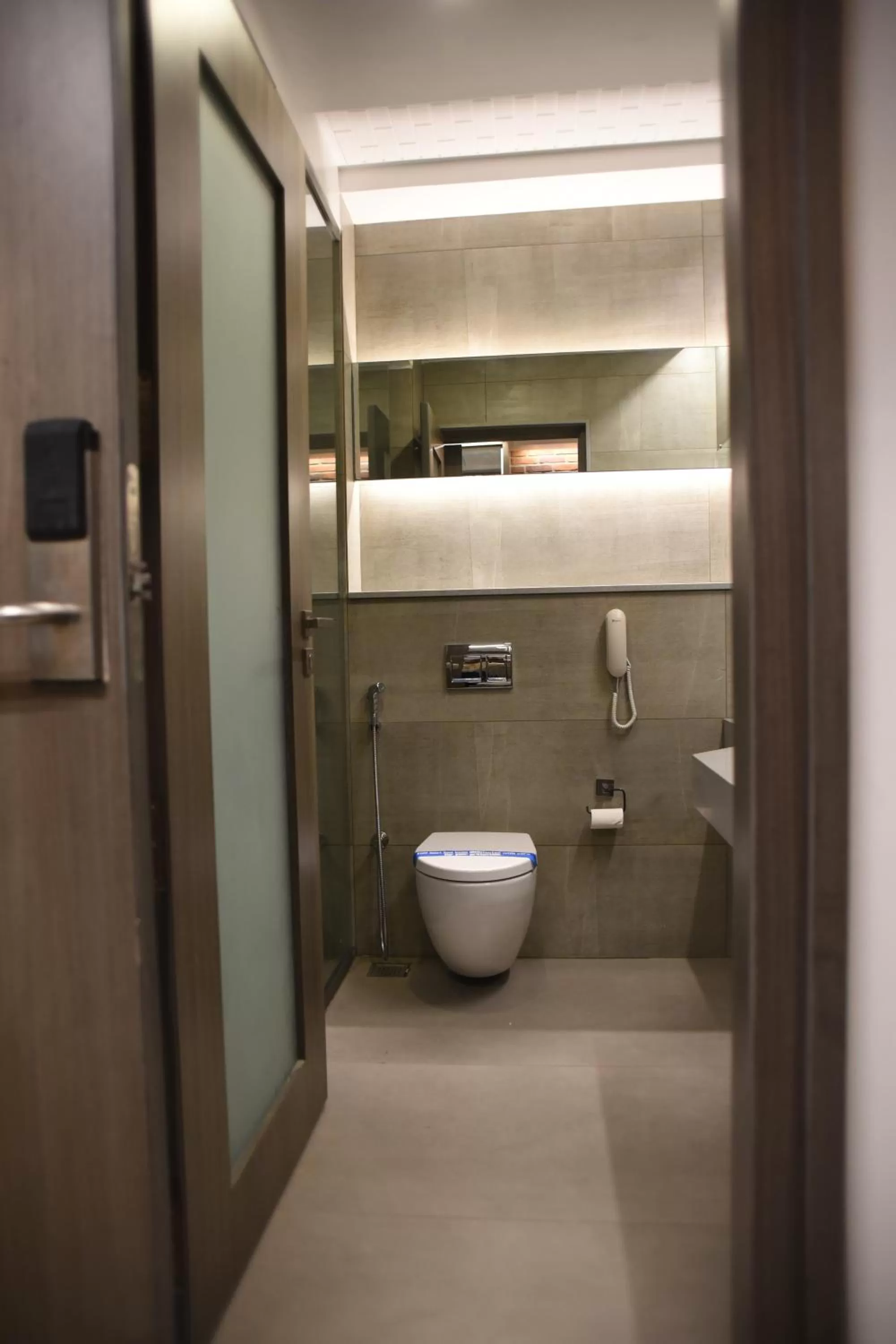 Toilet in RATHNA RESIDENCY - Near US CONSULATE