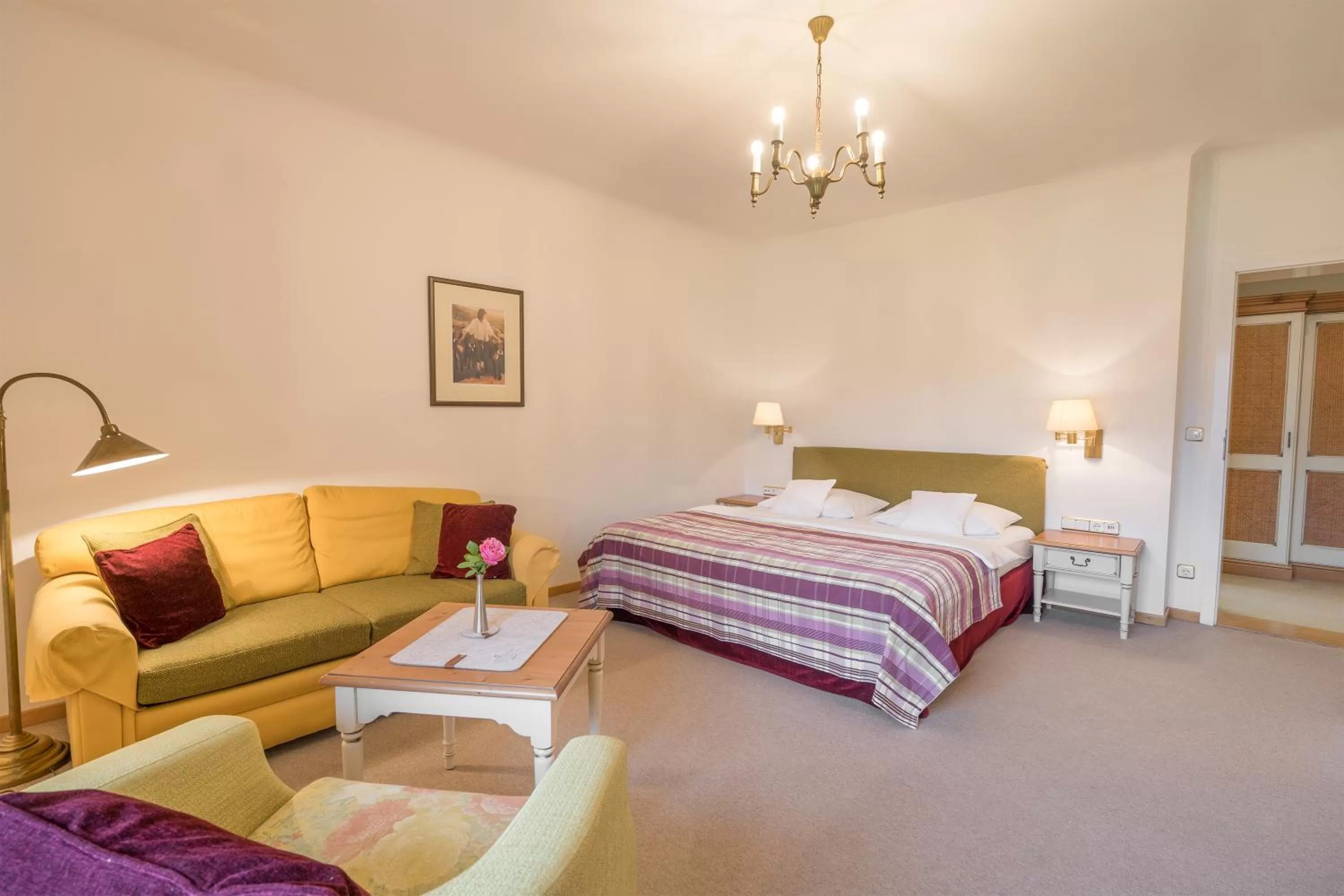 Photo of the whole room, Bed in Hotel Geldernhaus