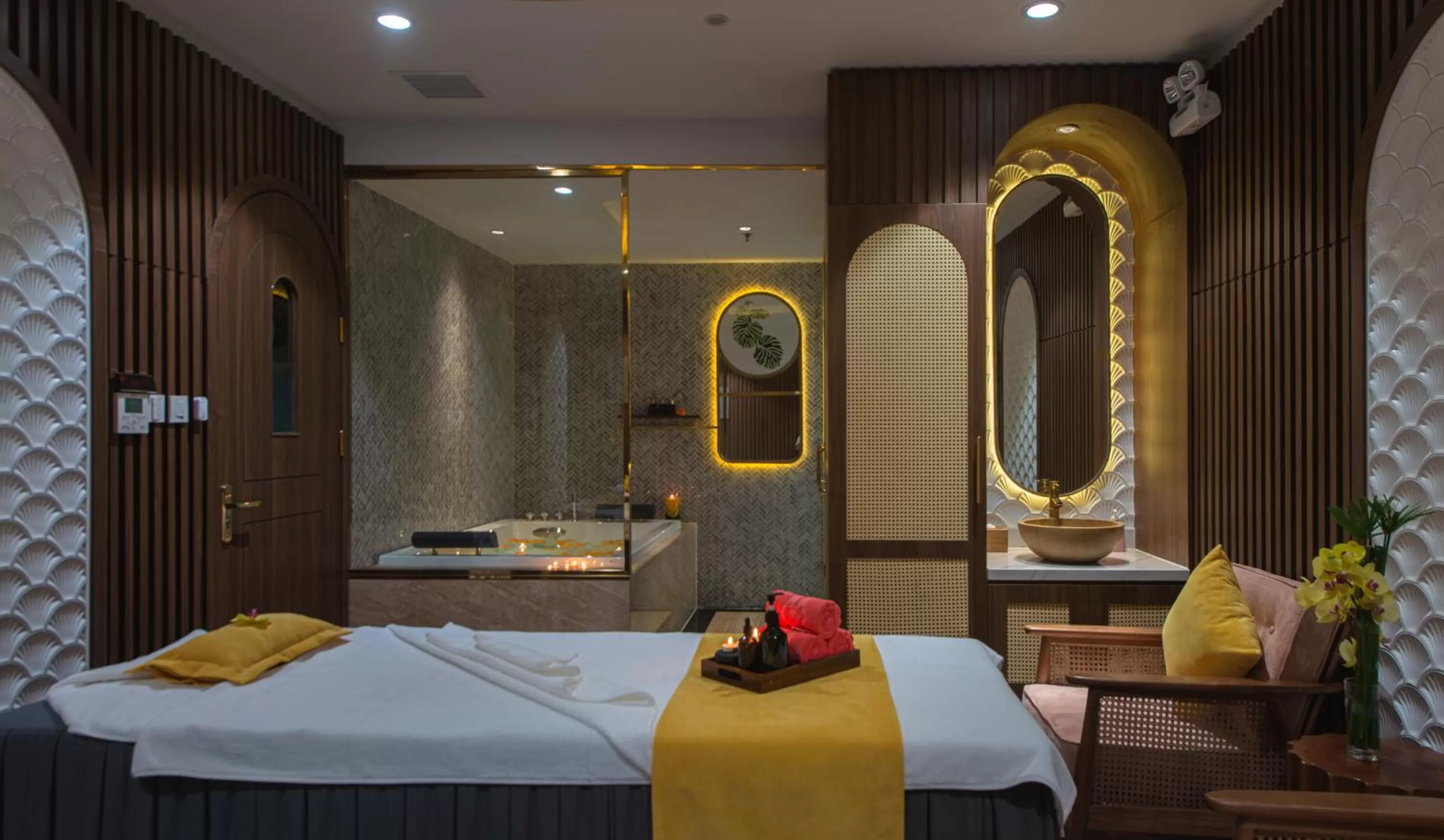 Spa and wellness centre/facilities, Bed in Grand Tourane Nha Trang Hotel