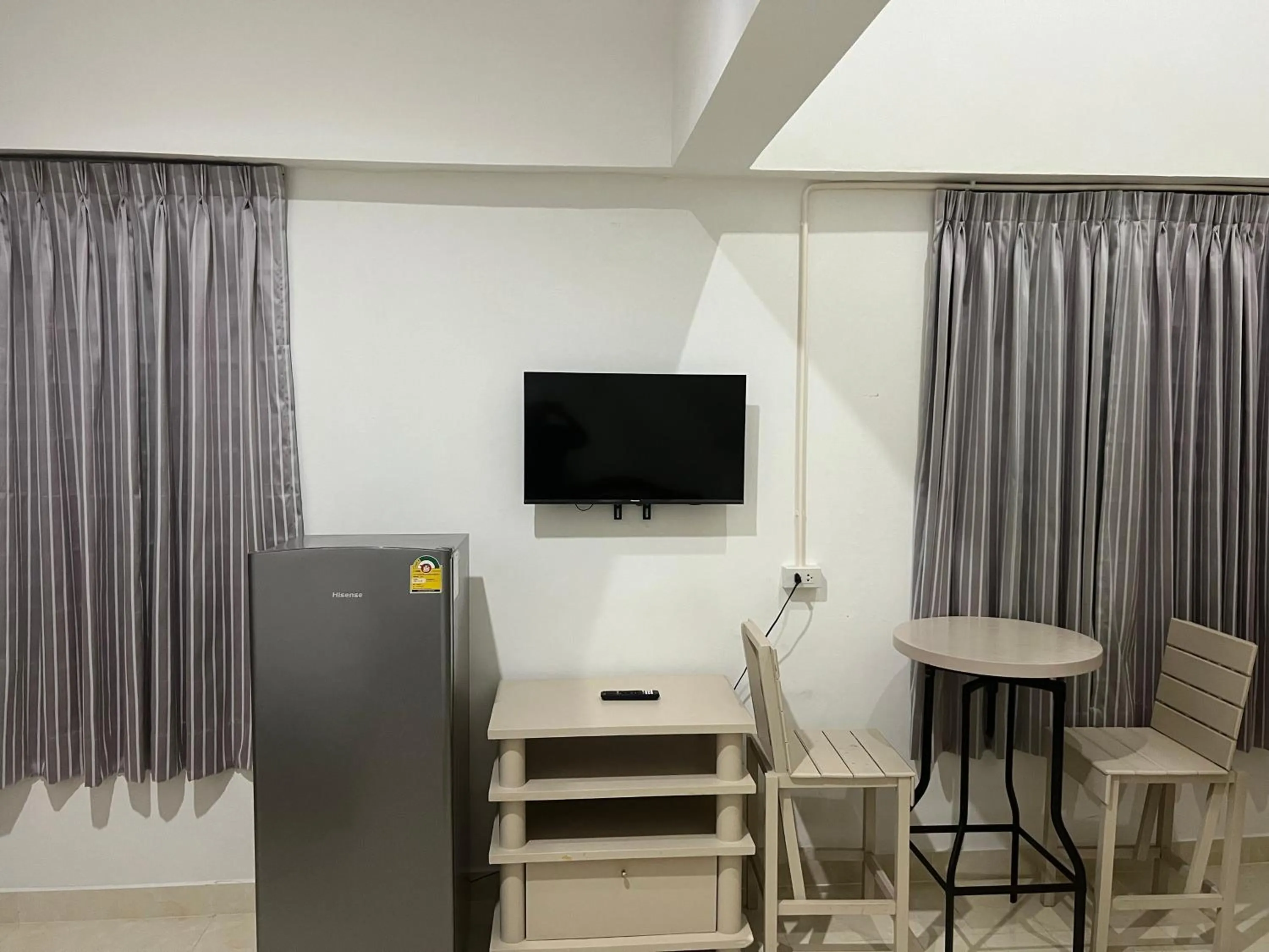 Seating area in Mall Suites Hotel