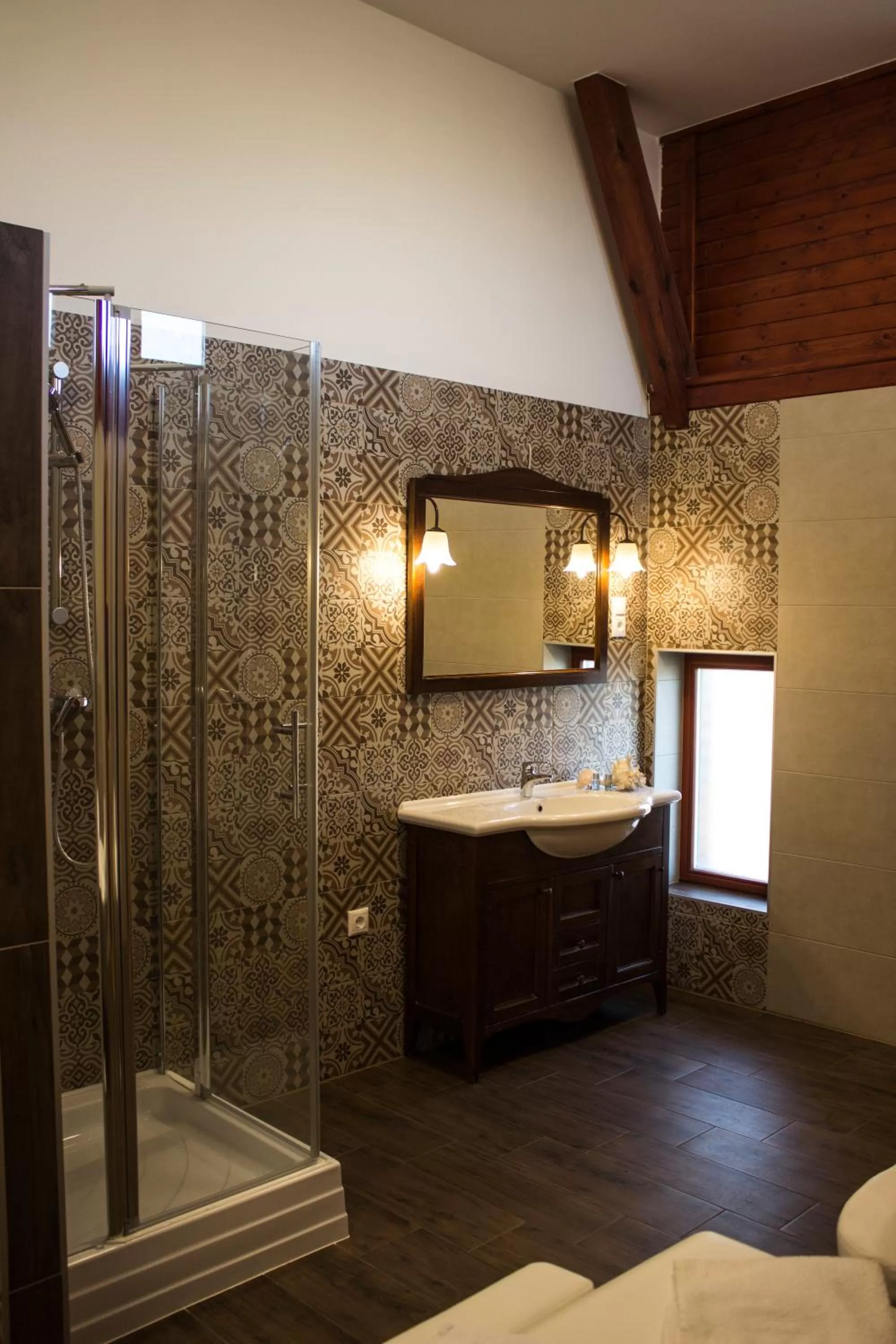 Bathroom in Vadász Panzió és Étterem