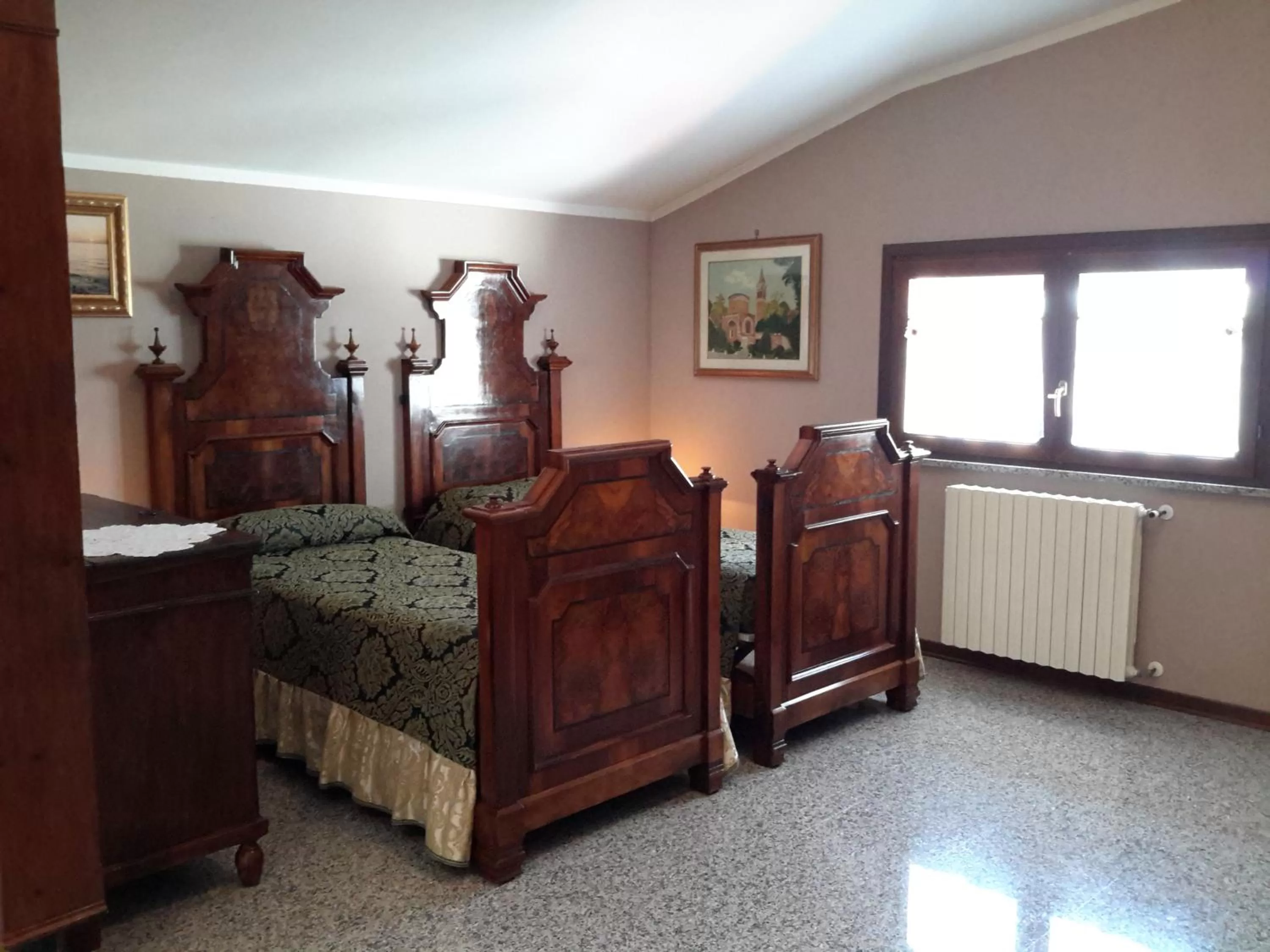 Photo of the whole room in B&B Amy&Julie