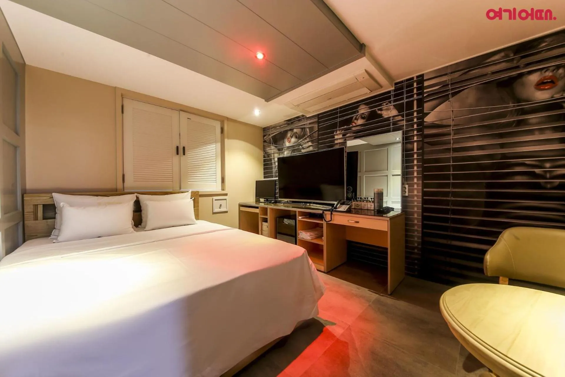 Photo of the whole room in Goodstay Grand Motel Chuncheon