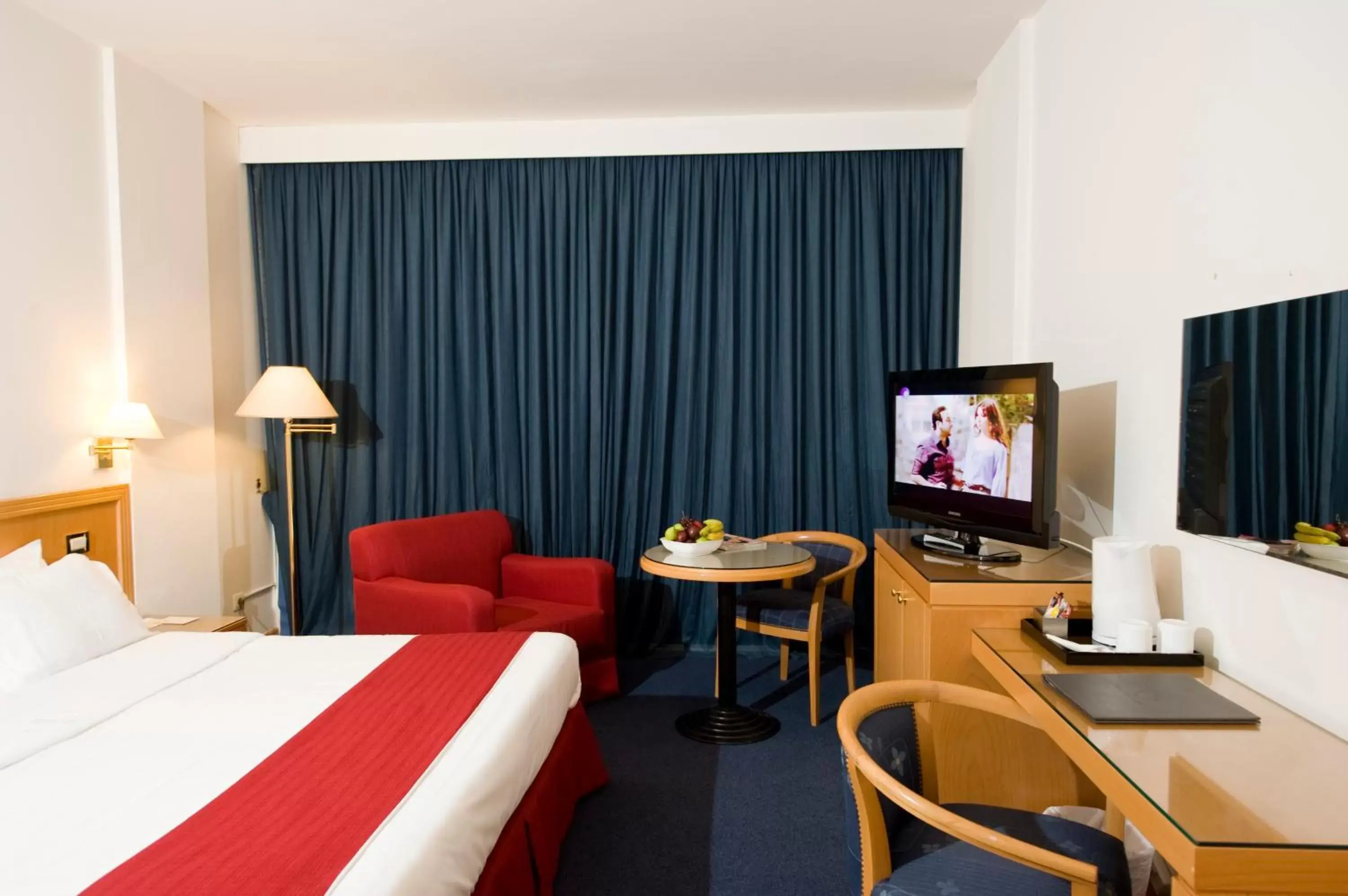 Classic King Room - single occupancy in Hotel Cavalier Classic King Room - single occupancy in Hotel Cavalier