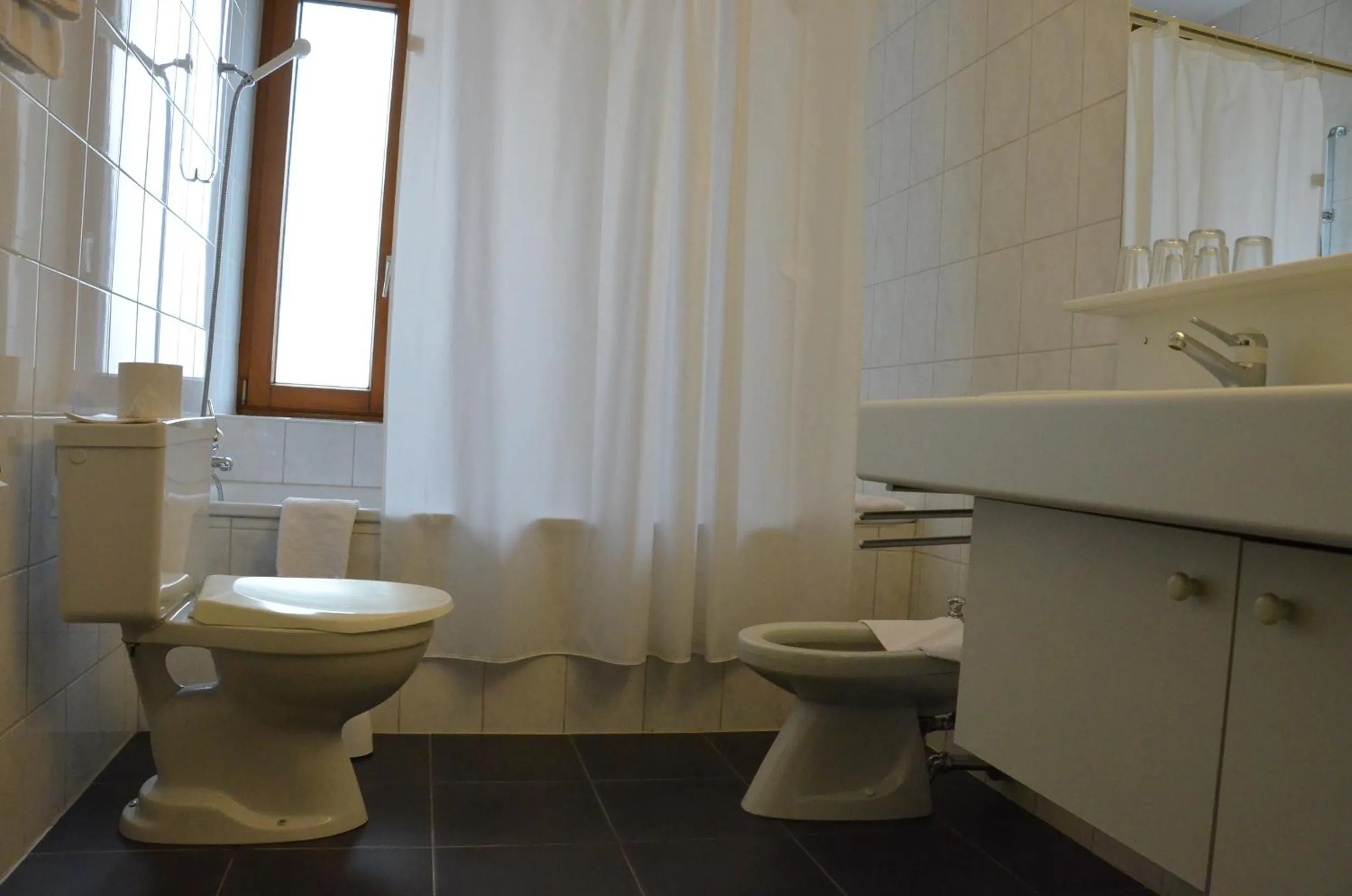 Bathroom in Hotel Victoria