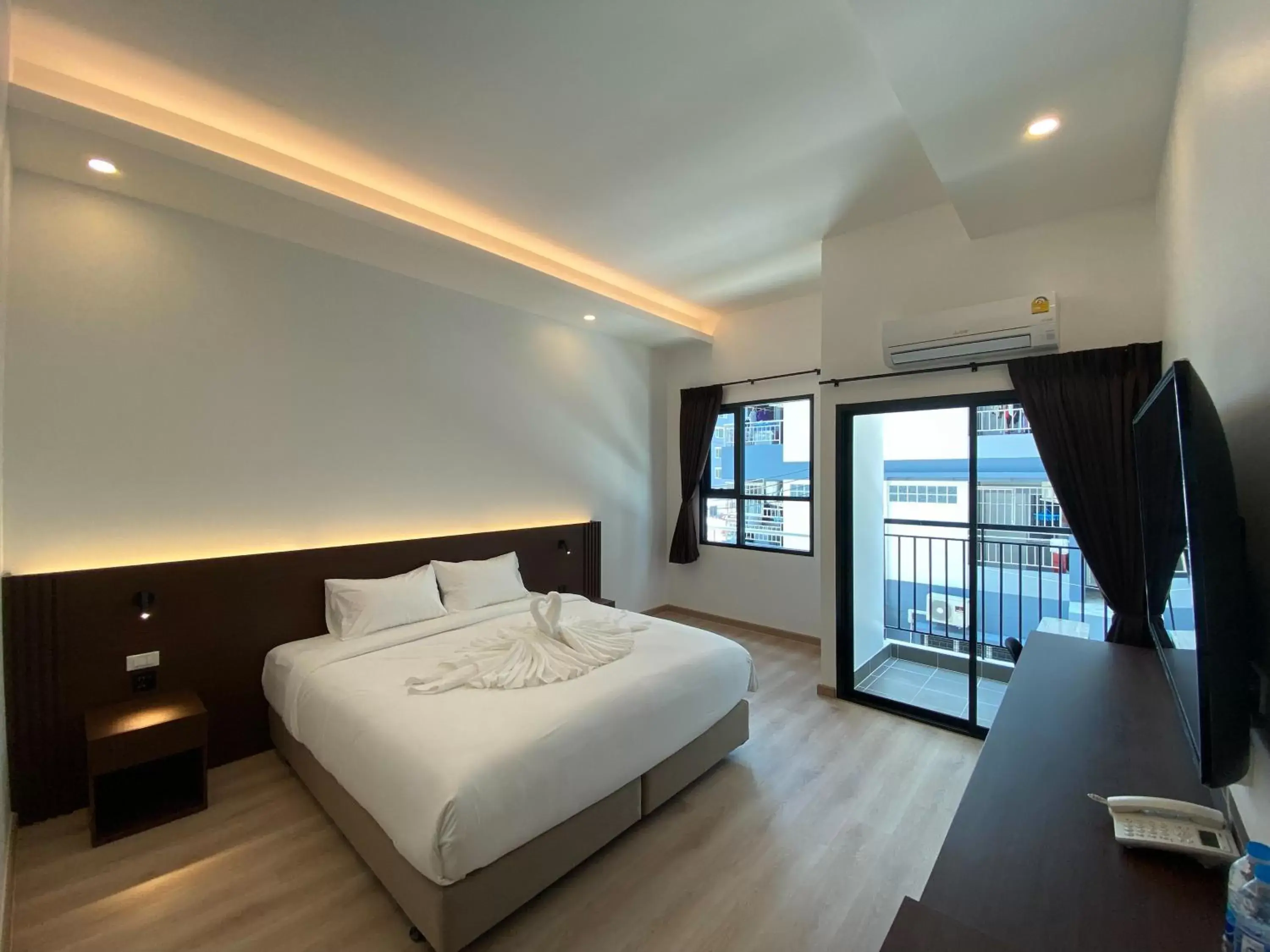 Standard Double Room in GEEN Hotel Chonburi Standard Double Room in GEEN Hotel Chonburi