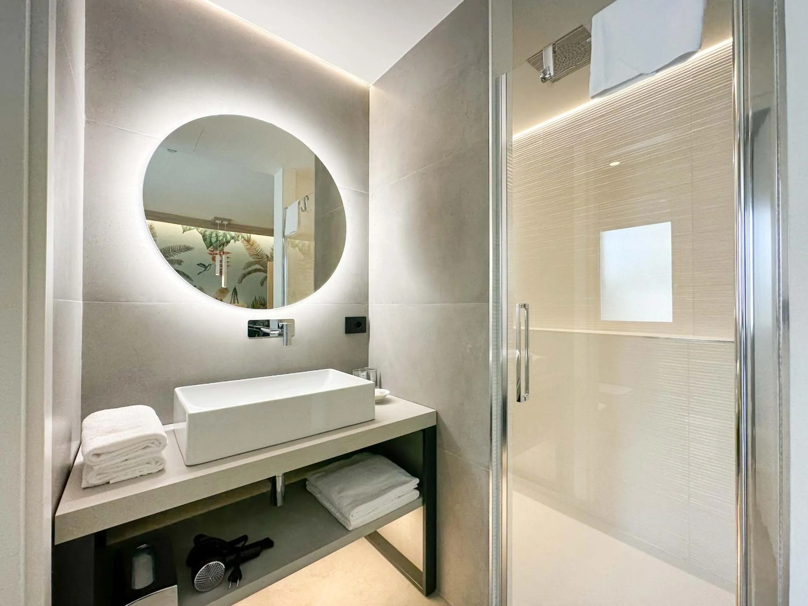 Bathroom in Bellettini Hotel