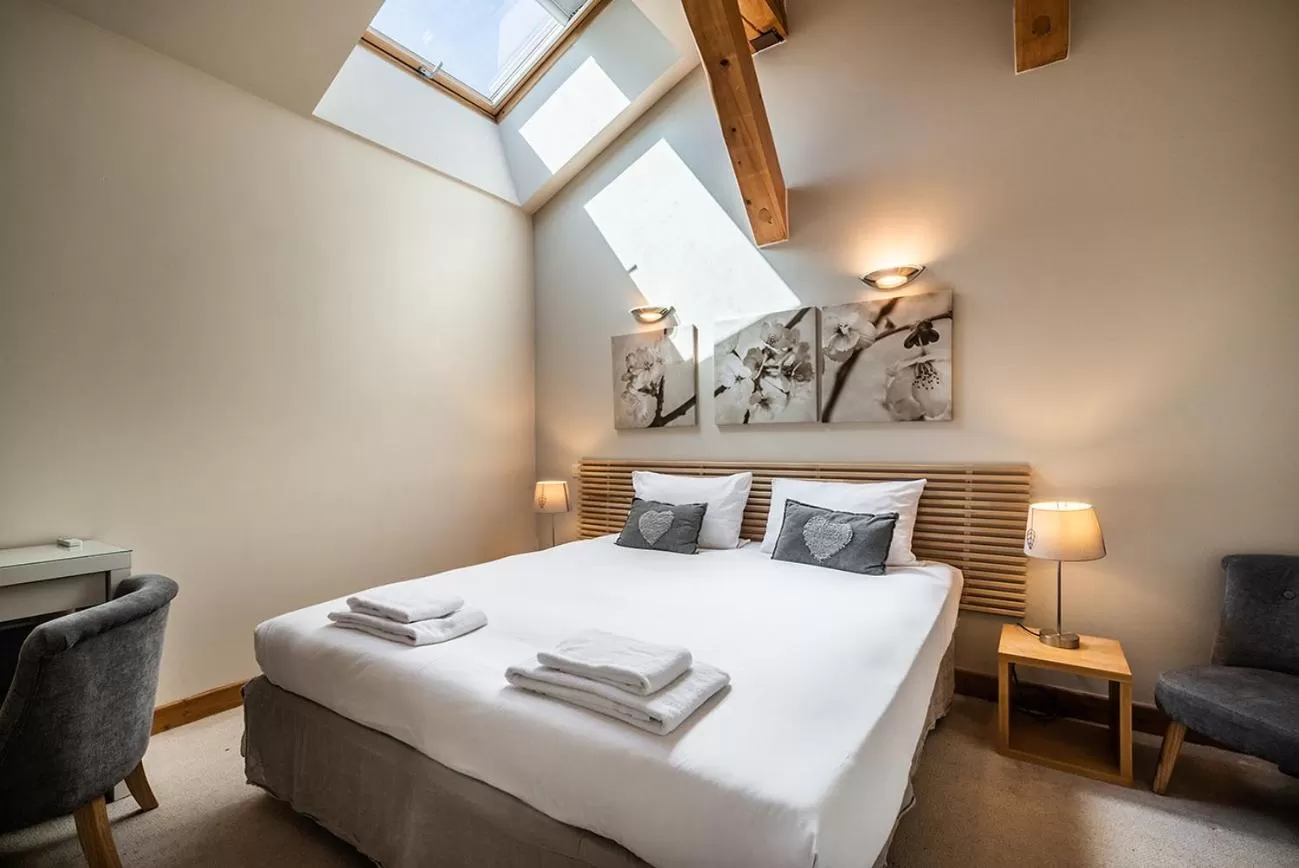 Bed in Eden Hotel, Apartments and Chalet Chamonix Les Praz