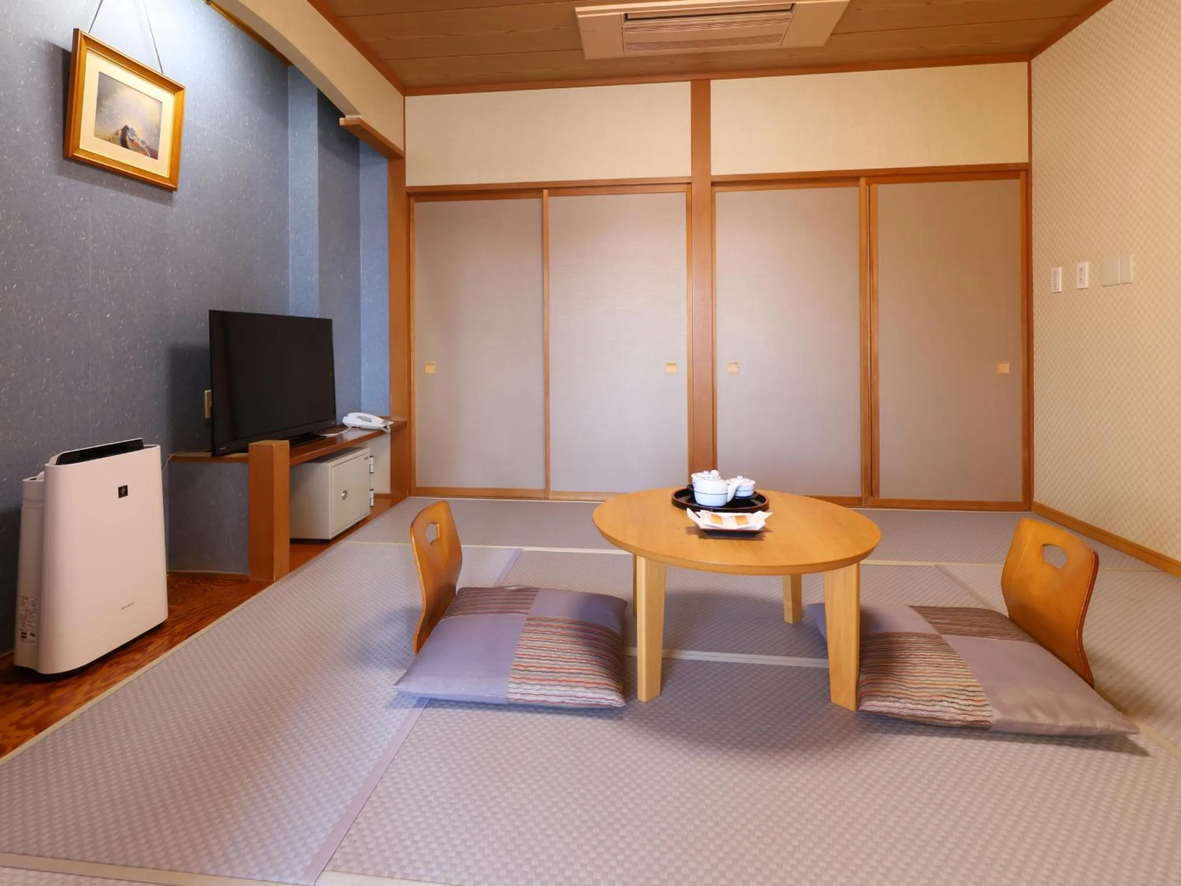 Photo of the whole room in Hotel Asafuji