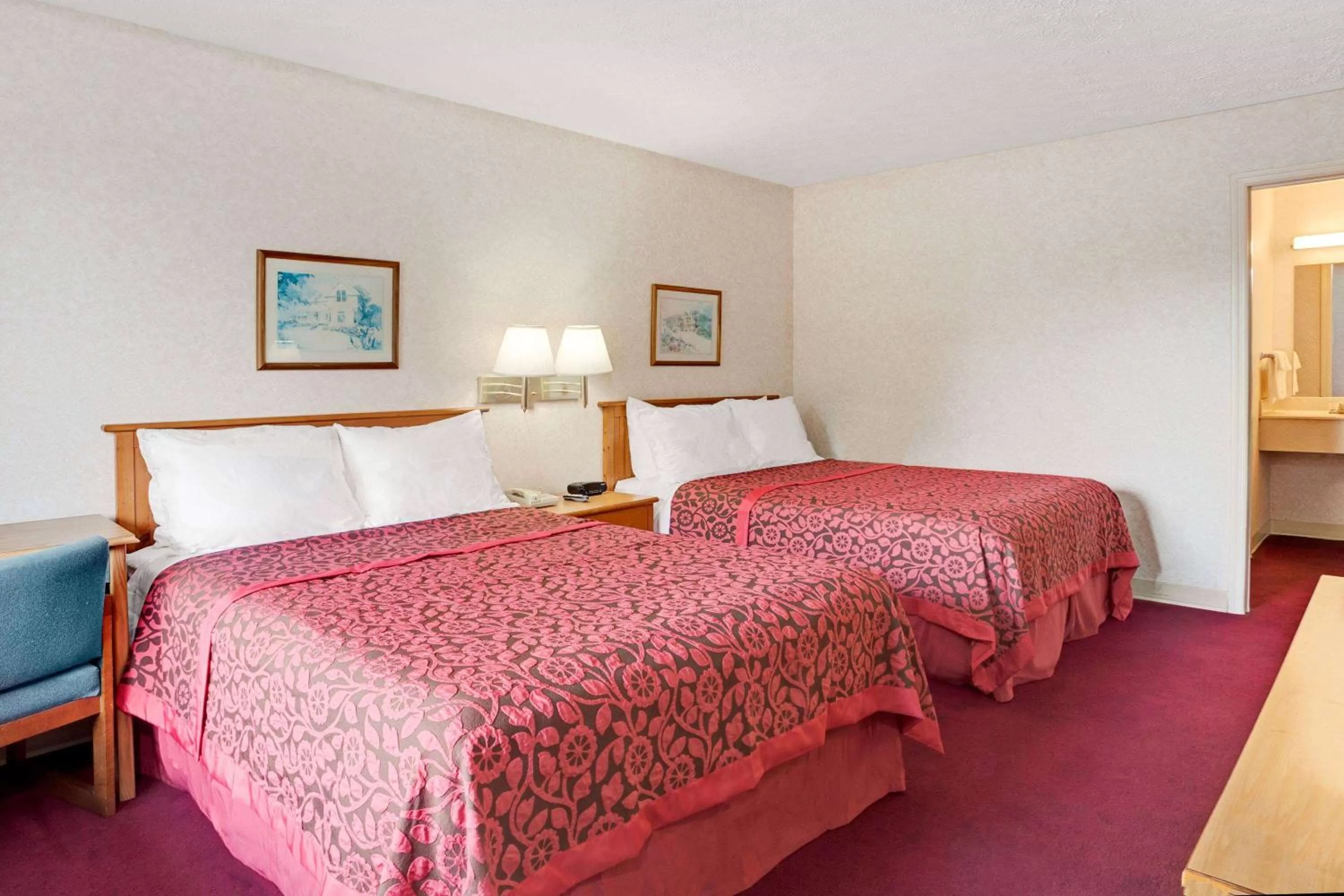 Photo of the whole room in Days Inn by Wyndham Joelton/Nashville