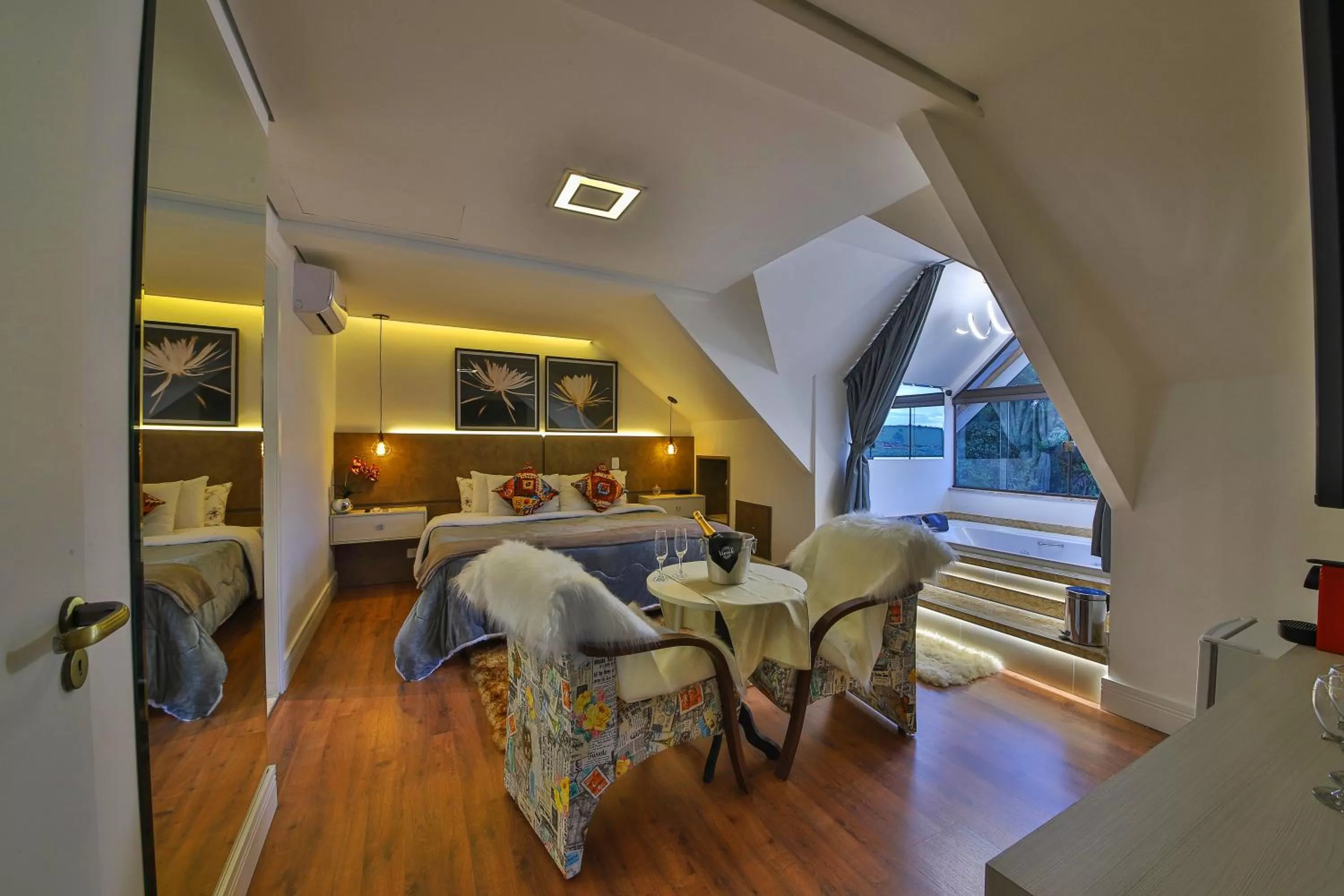 Photo of the whole room in Caminho das Pedras Pousada de Charme