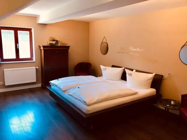 Bed in Hotel Inselhof