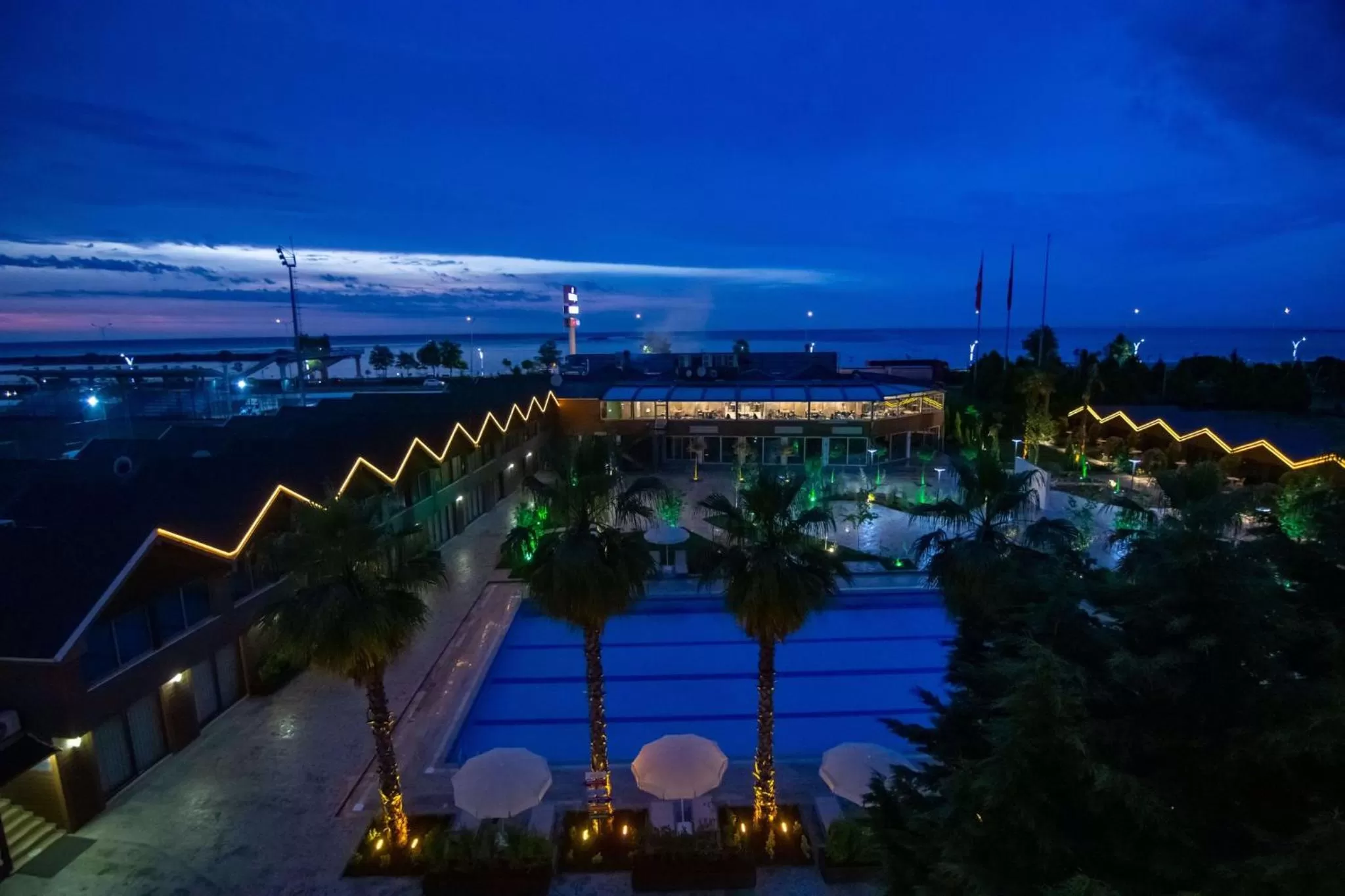 Pool View in Sandal Otel