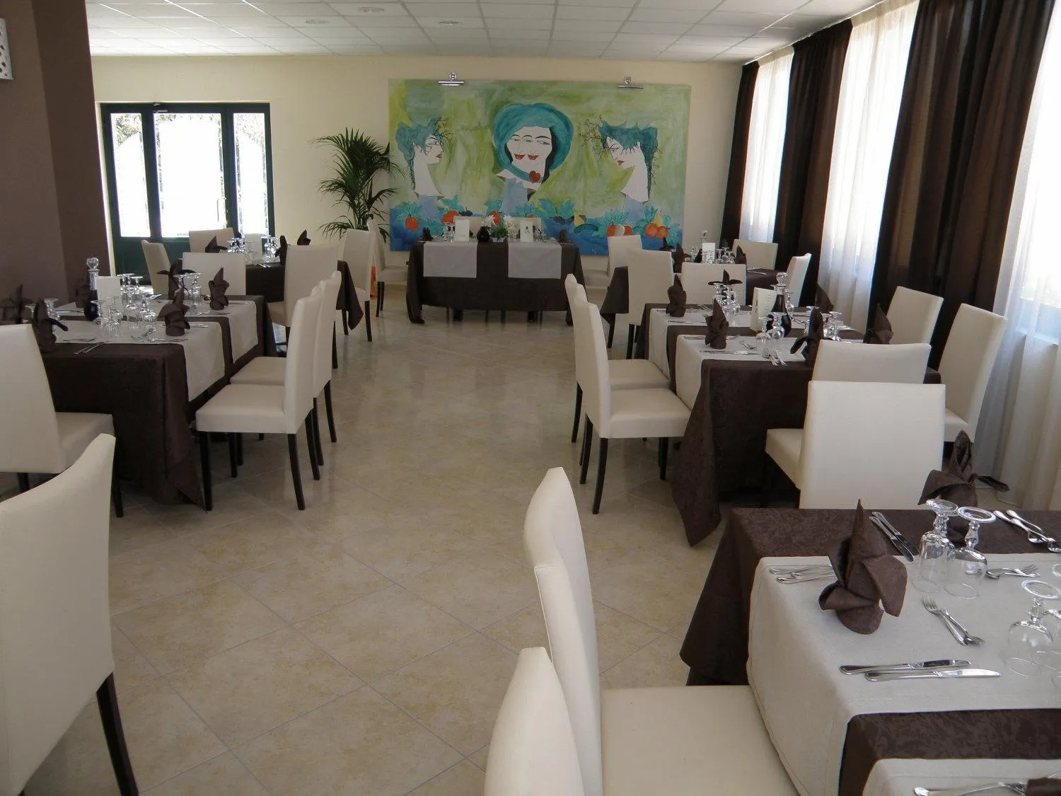Restaurant/places to eat in Hotel La Playa Blanca