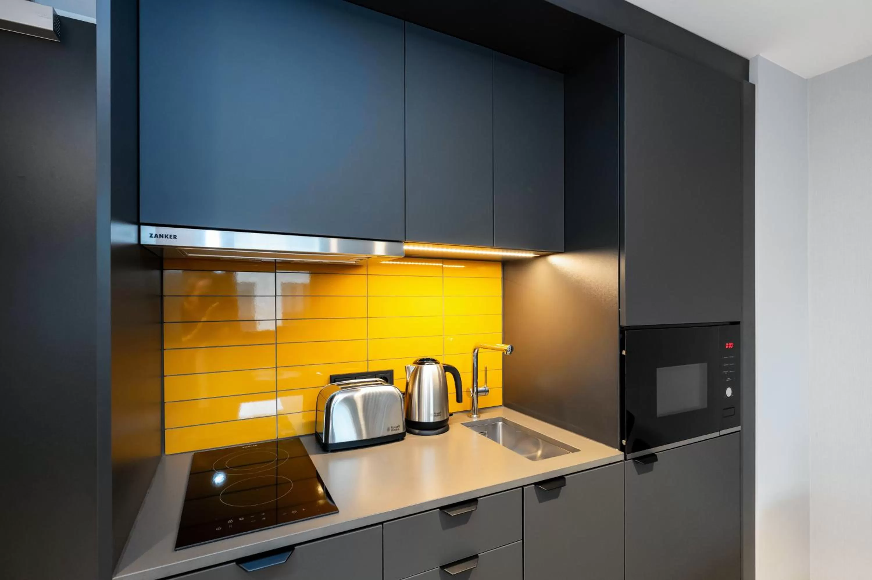 Coffee/tea facilities in Staycity Aparthotels Frankfurt Airport