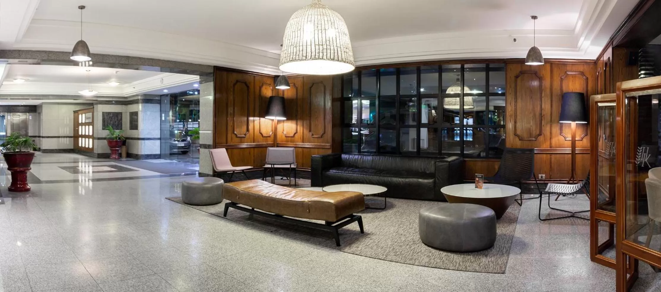 Communal lounge/ TV room in Wyndham Garden Santiago Kennedy