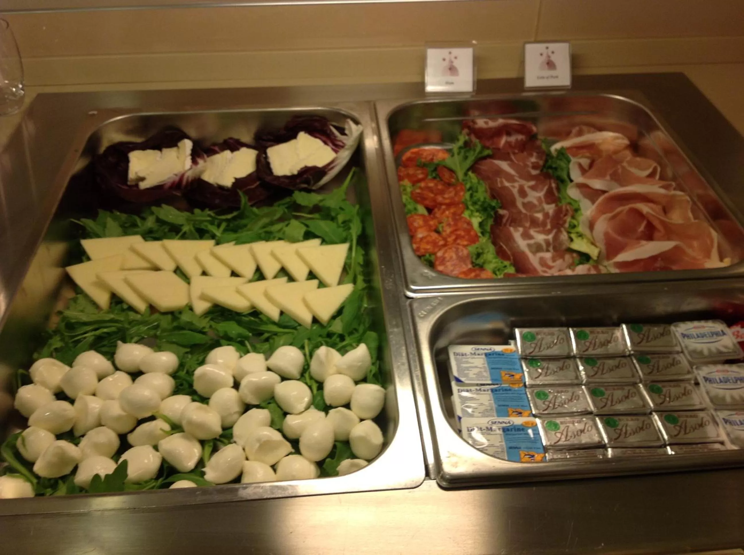 Food and drinks in Domus Australia