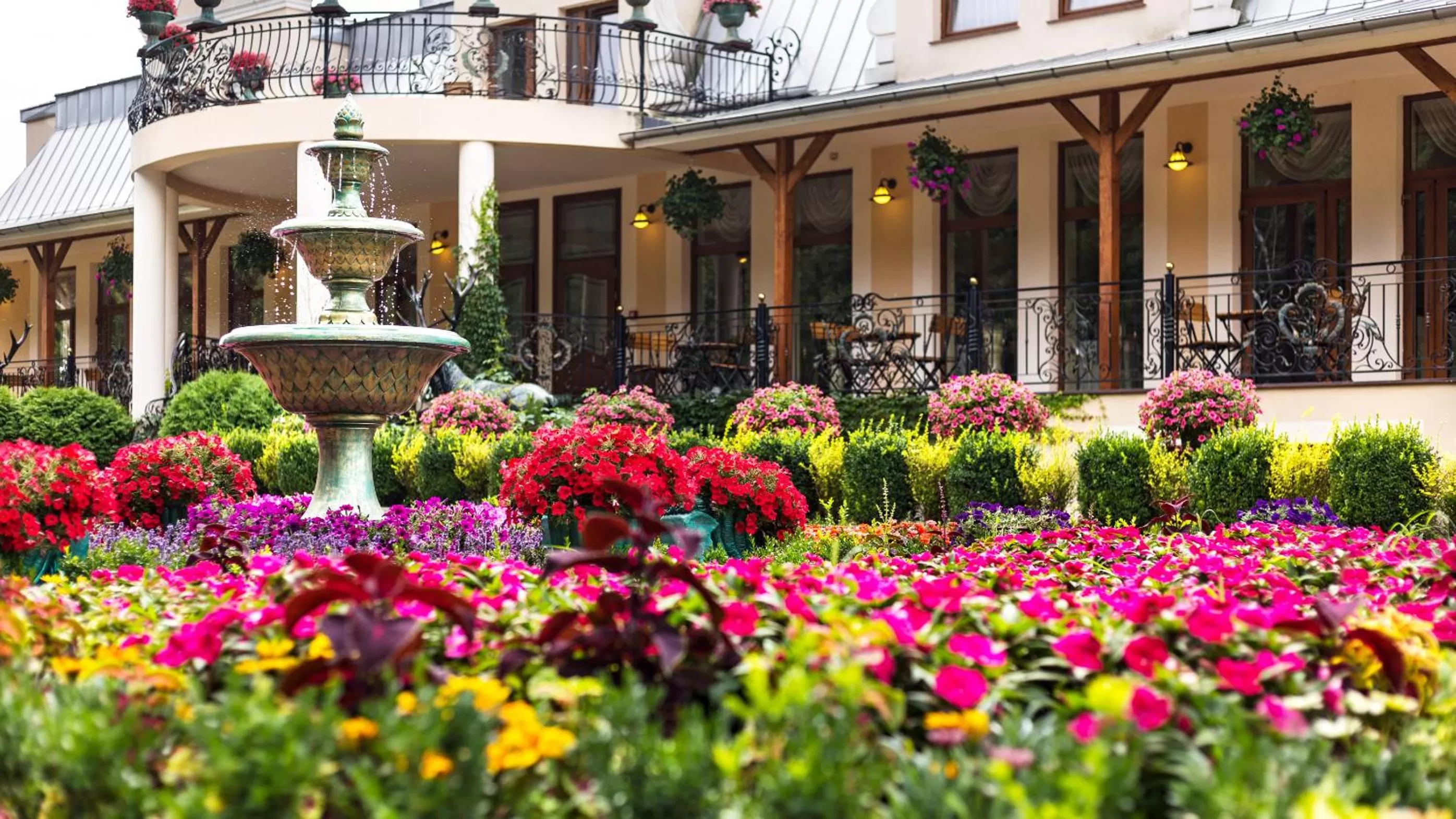 Leśna Perła - Restauracja i Pokoje Hotelowe